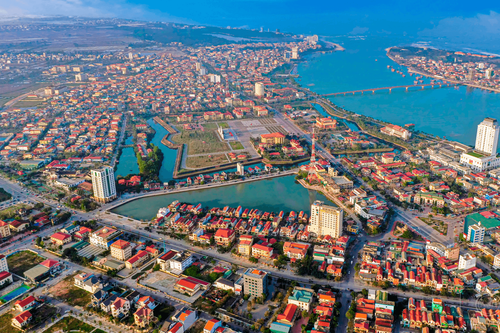 Đồng Hới nhìn từ trên cao