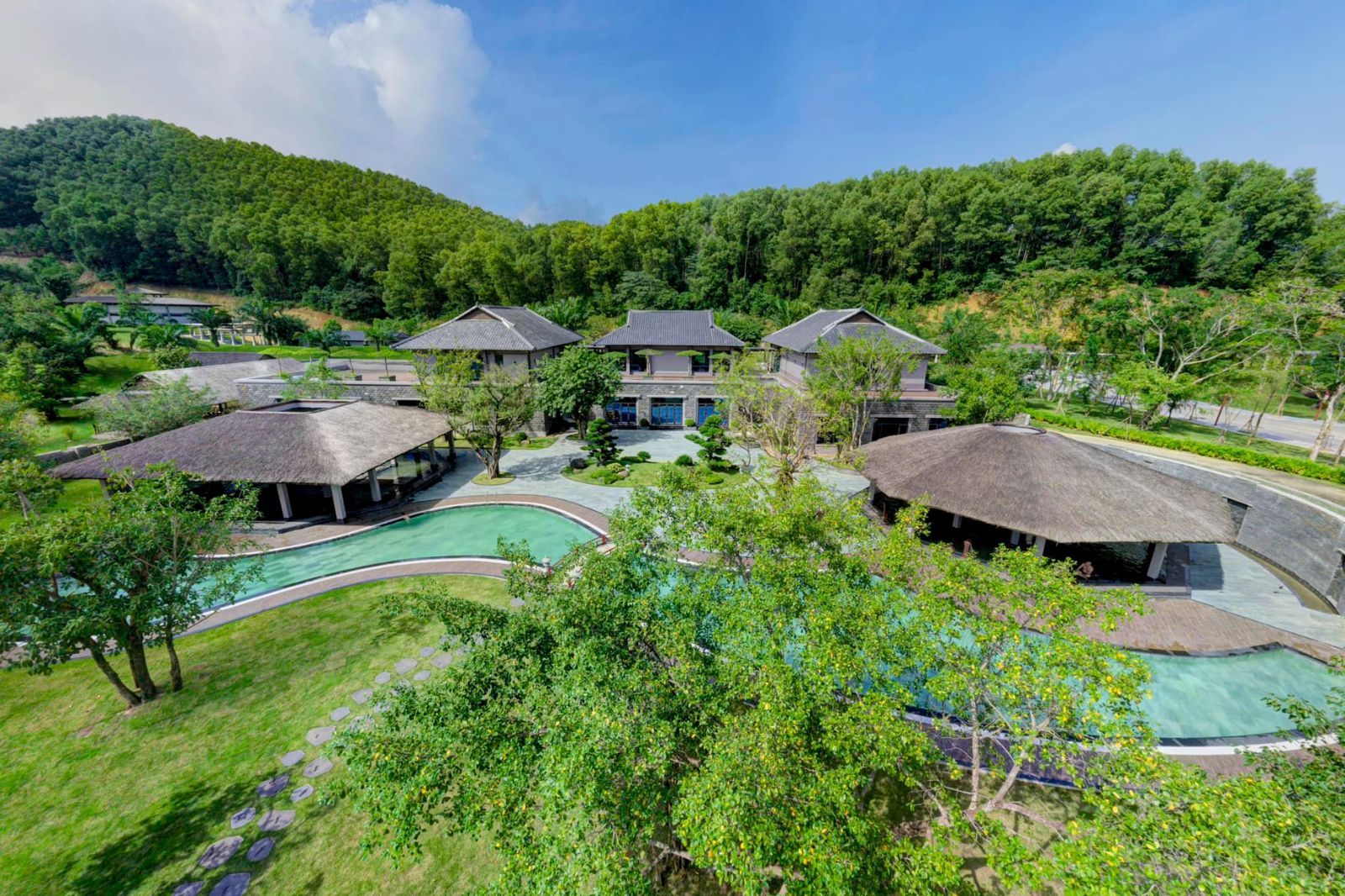 Khám Phá Bang Onsen Spa & Resort: Thiên đường nghỉ dưỡng cao cấp ở ...