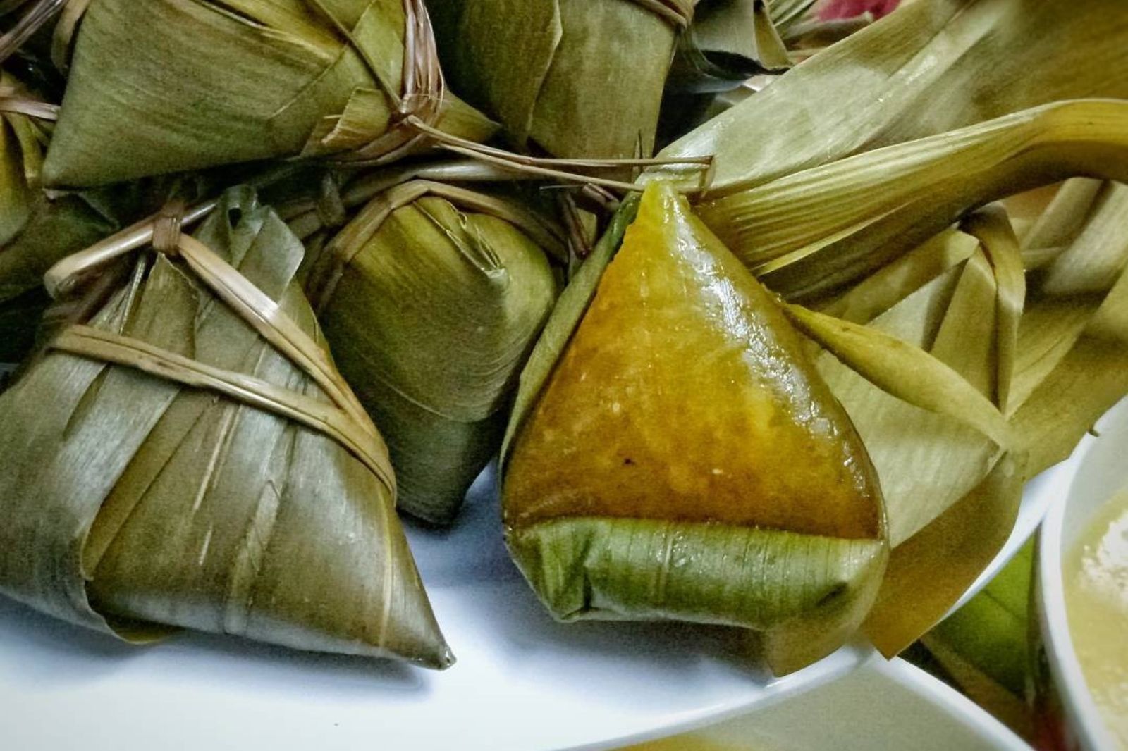 Bánh được bán nhiều ở các khu chợ truyền thống  