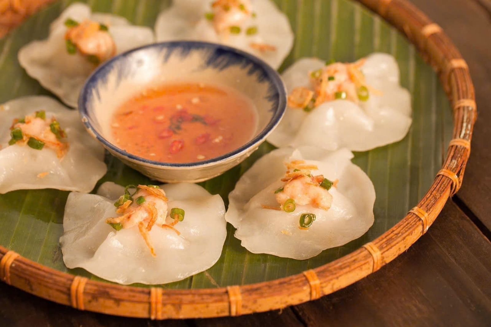 Bánh hoa hồng trắng 