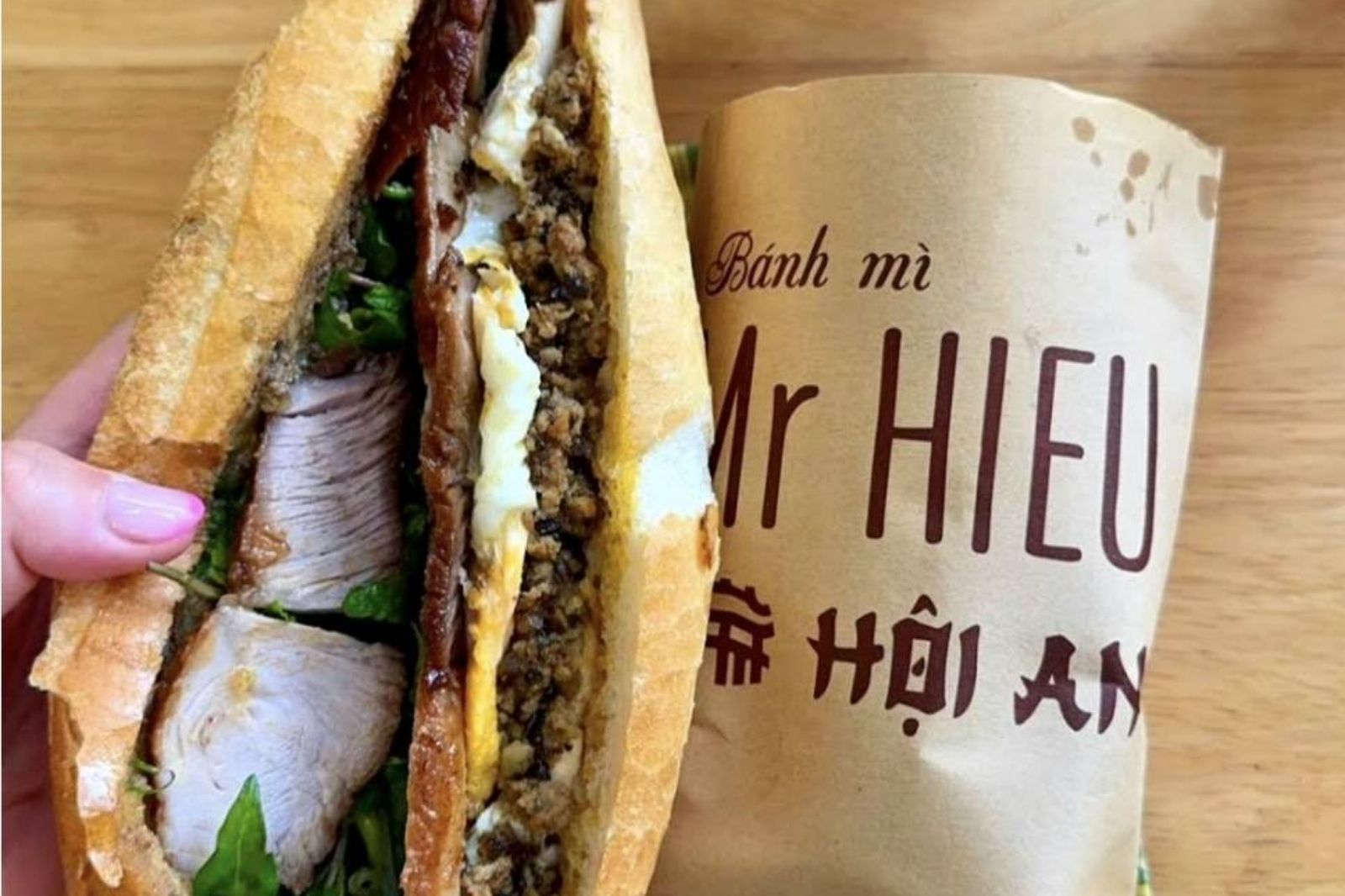 Bánh mì Mr Hieu