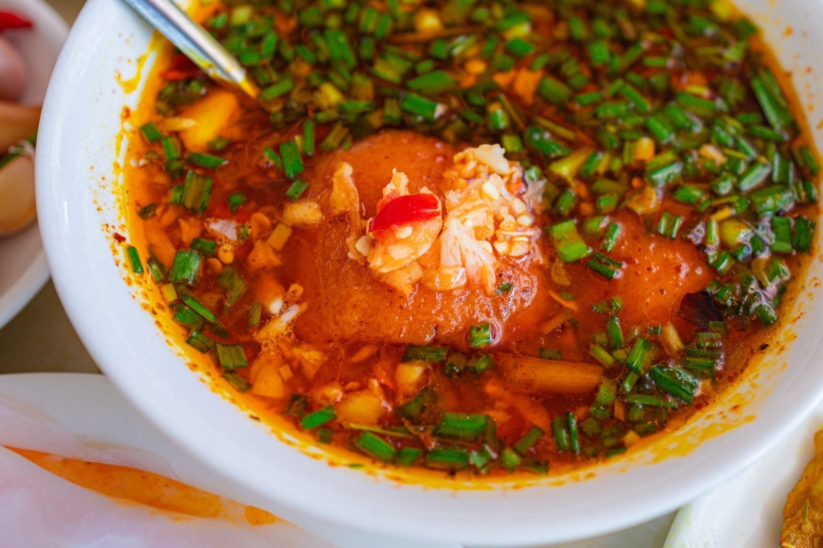 Bánh ướt Ba Thung ăn cùng nước lèo đặc biệt