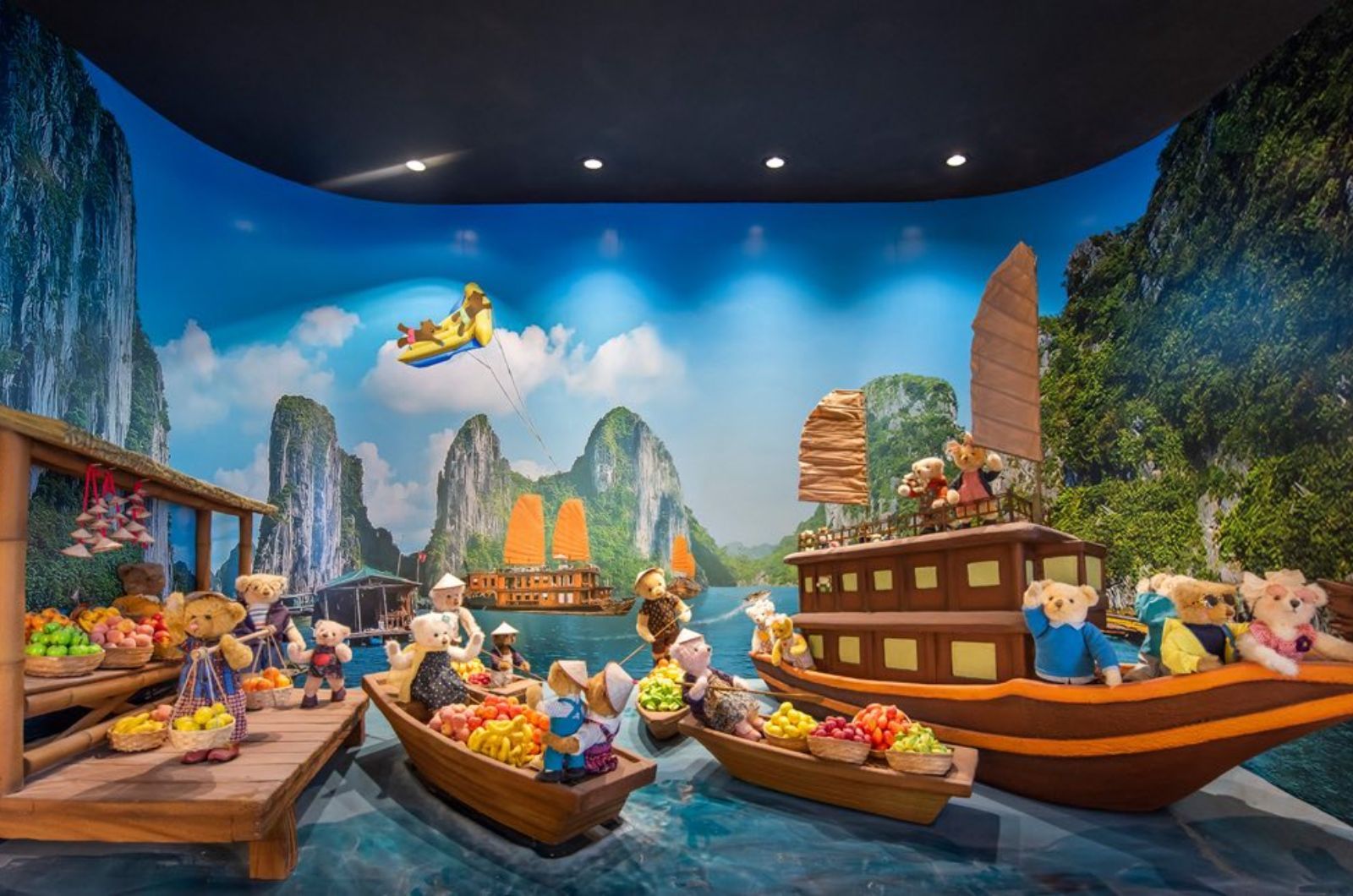 Bảo tàng gấu ở Grand World Phú Quốc