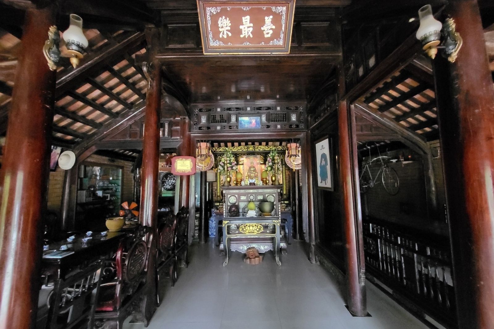 Bên trong nhà vườn Xuân Đài