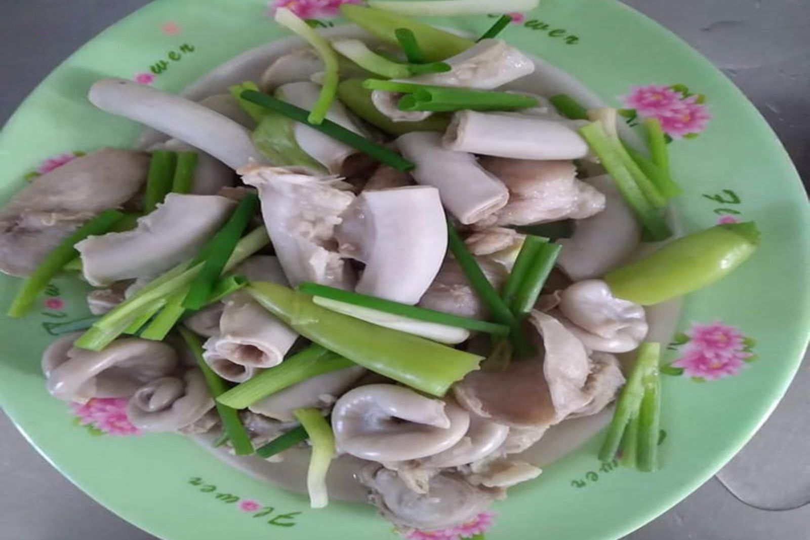 Bí quyết chế biến lòng thả Quảng Bình chuẩn vị 