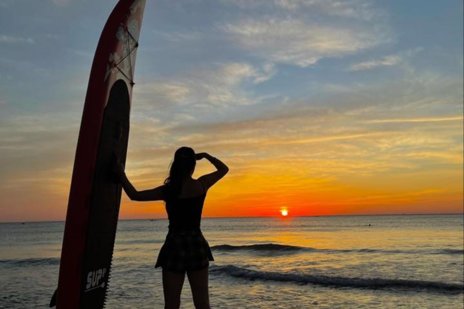 Biển Cửa Việt có mặt nước êm và sóng nhẹ 