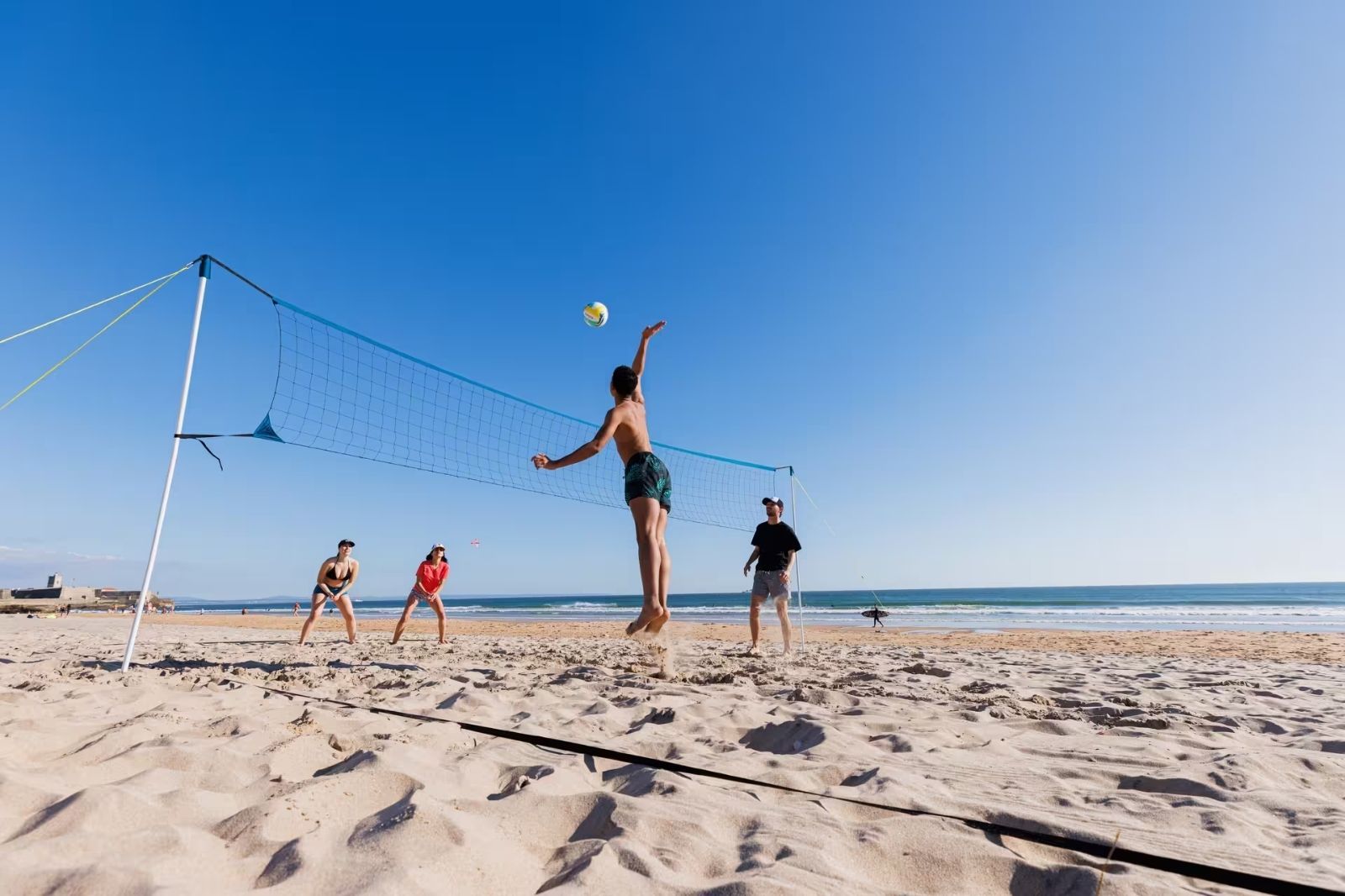 Bóng chuyền bãi biển