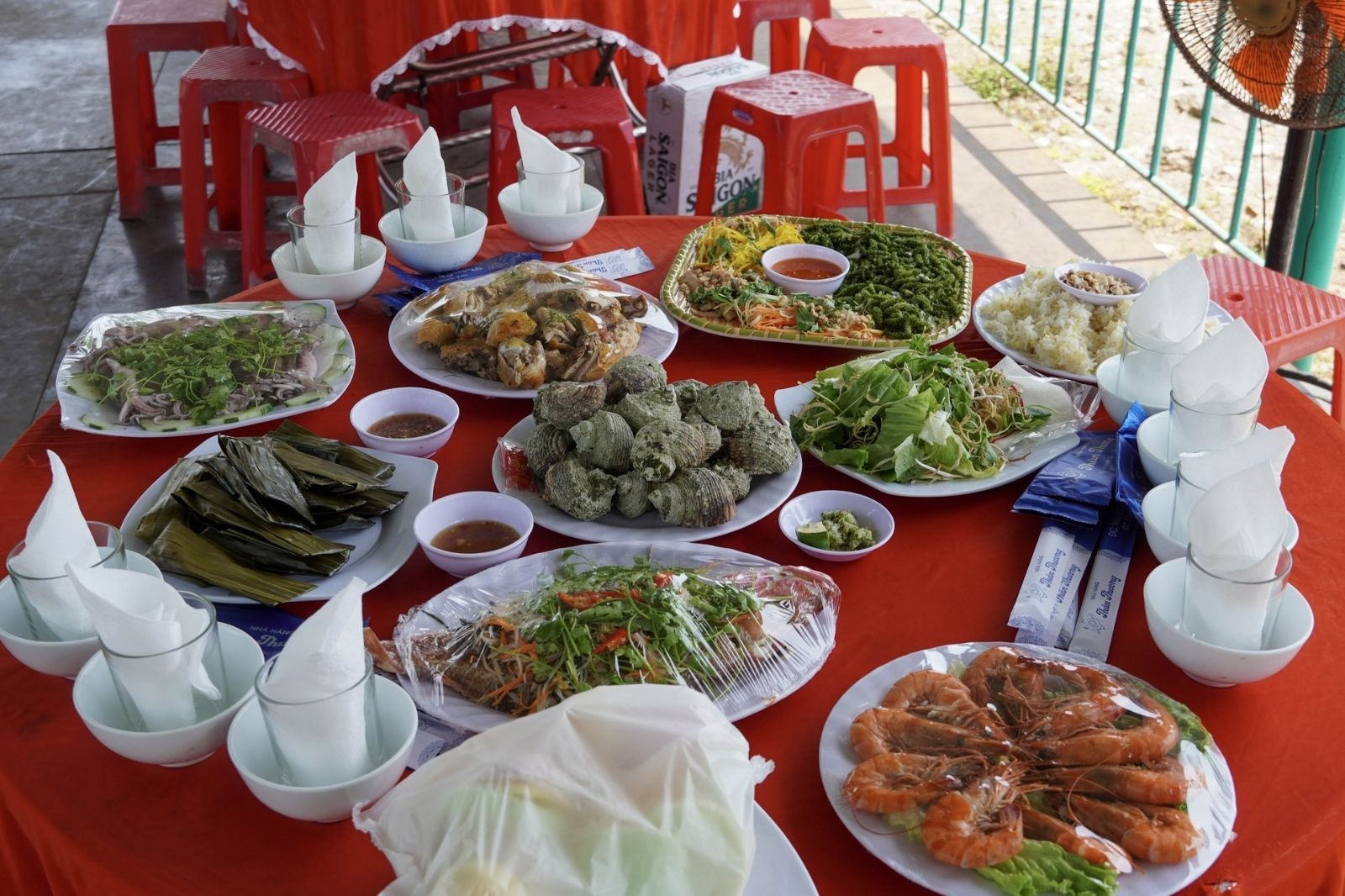 Bữa trưa tại đảo Cồn Cỏ