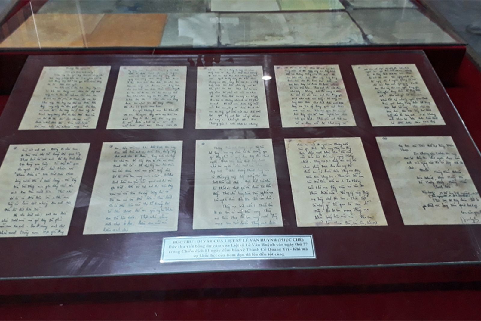 Những bức thư tay của liệt sĩ được trưng bày  