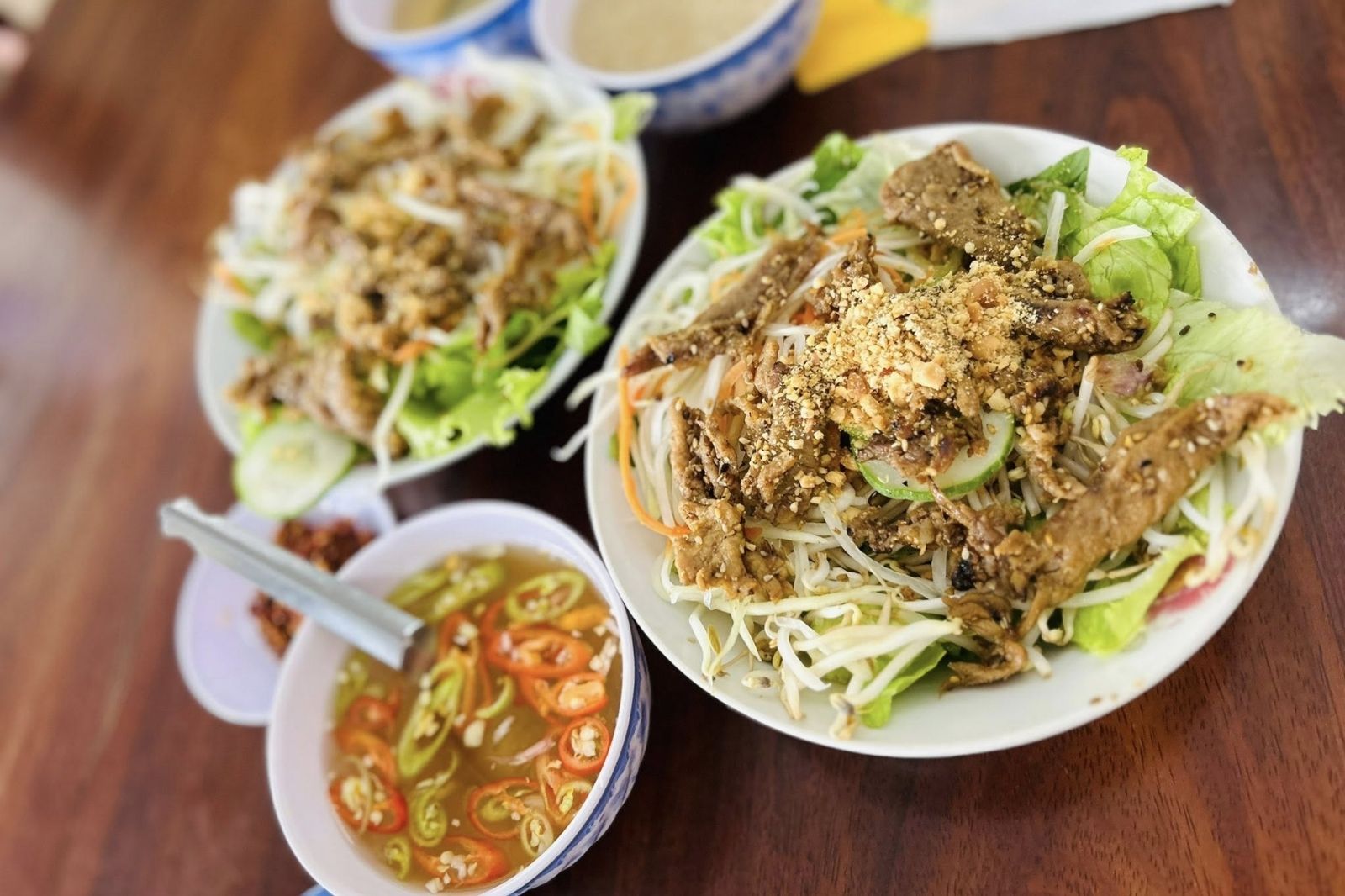Bún thịt nướng Huyền Anh 