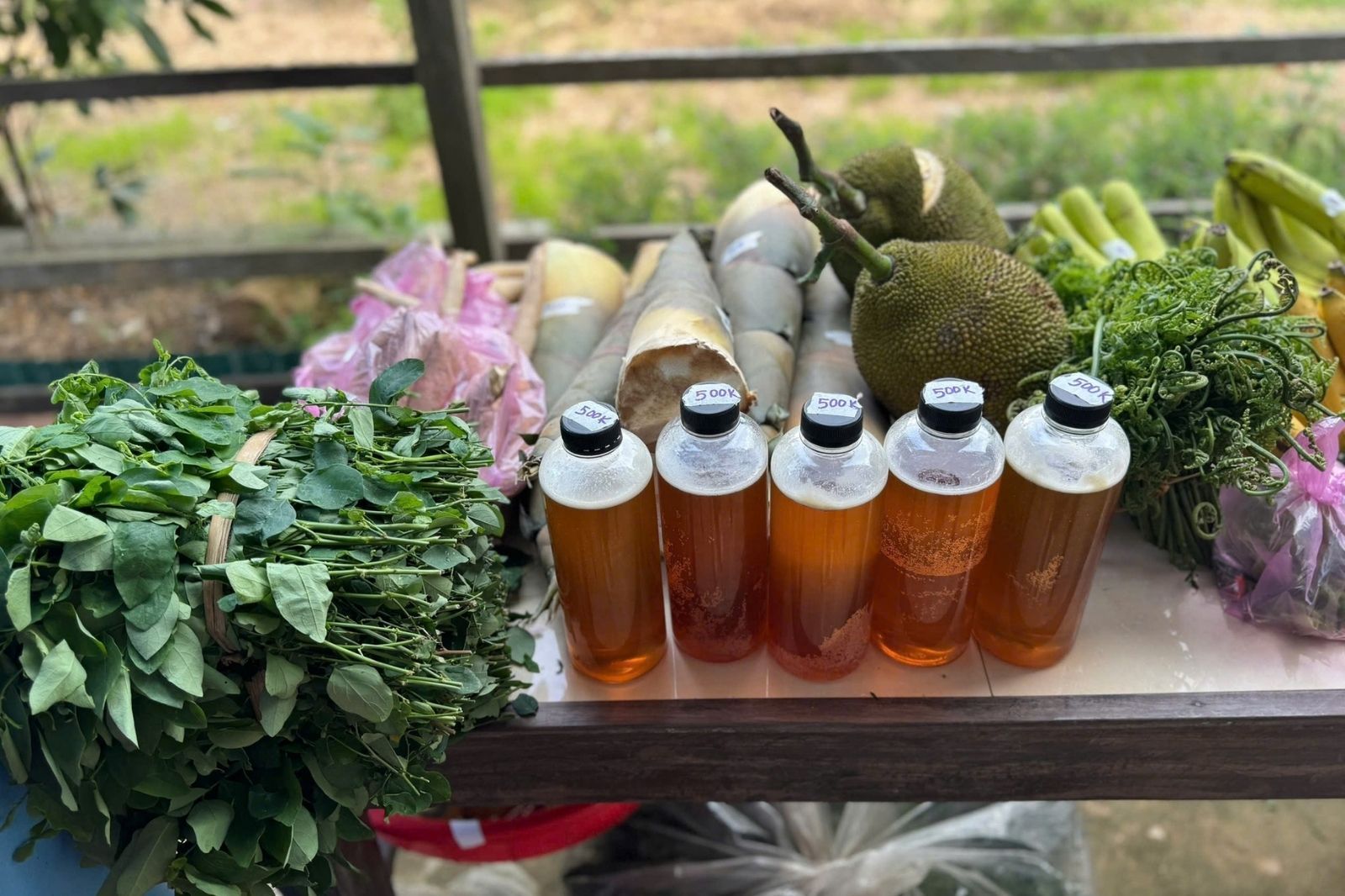 Các đặc sản góp phần nâng cao thu nhập cho người dân