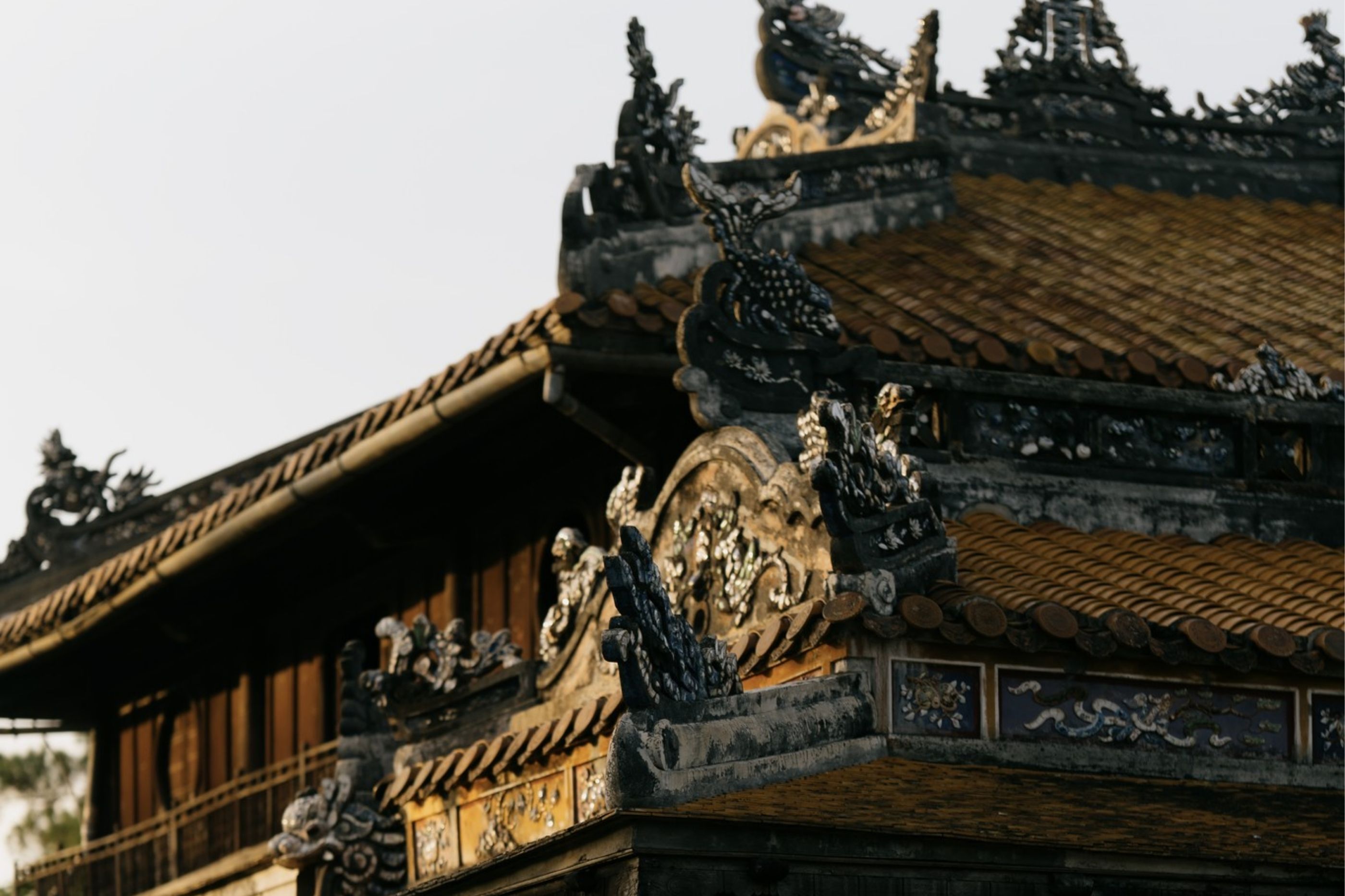 Các hoa văn phản ánh kiến trúc cung đình Huế 