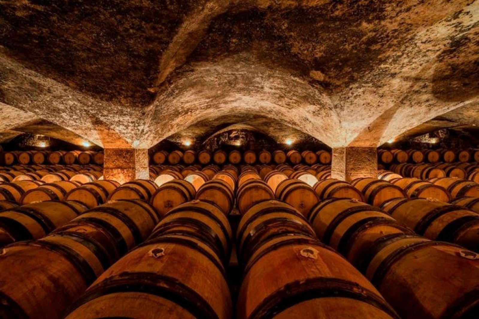Các hốc trữ rượu
