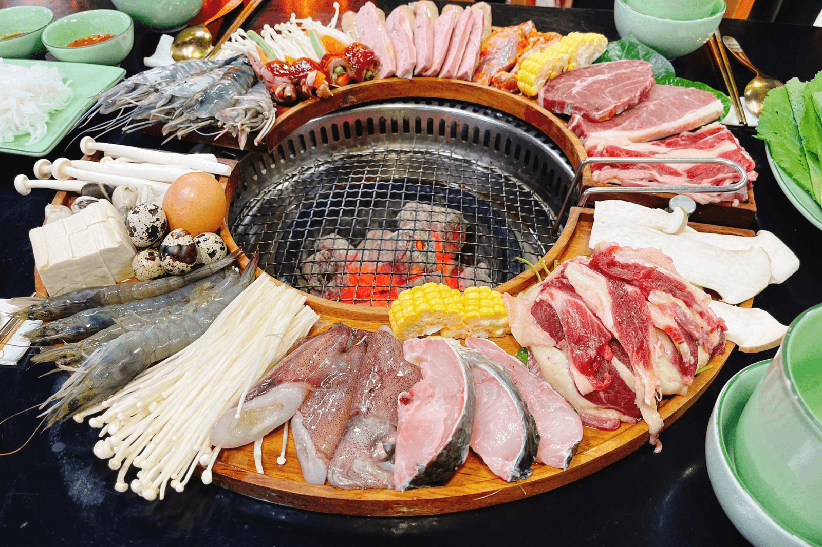 Các nhà hàng với ẩm thực đa dạng 