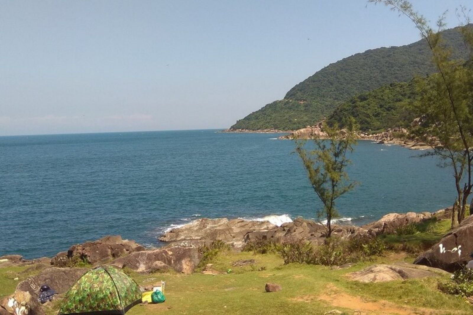 Bãi yên Ngựa thích hợp để cắm trại cuối tuần