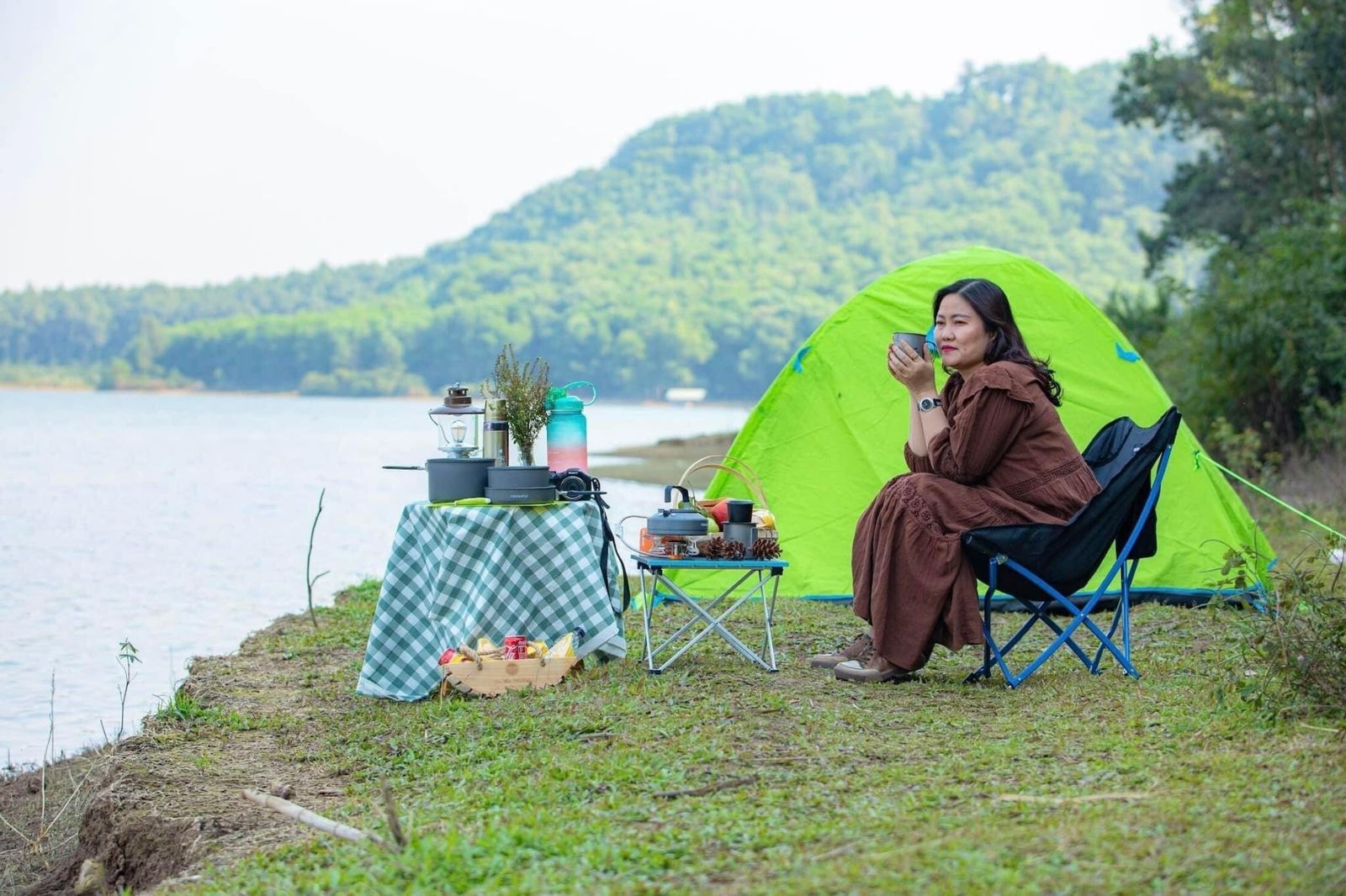 Cắm trại ở hồ Sông Xanh  