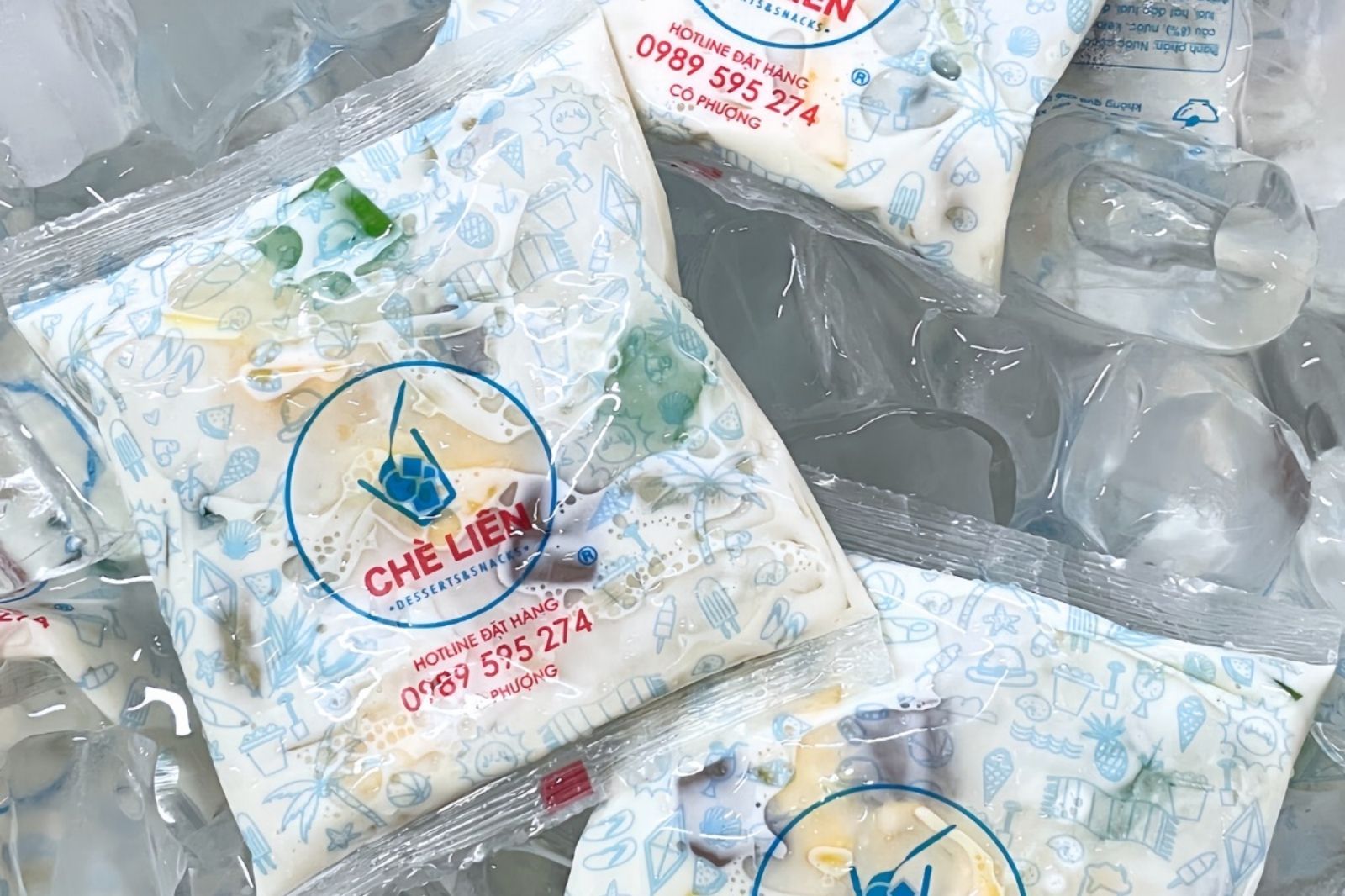 Chè Liên đóng gói tiện lợi mua về làm quà