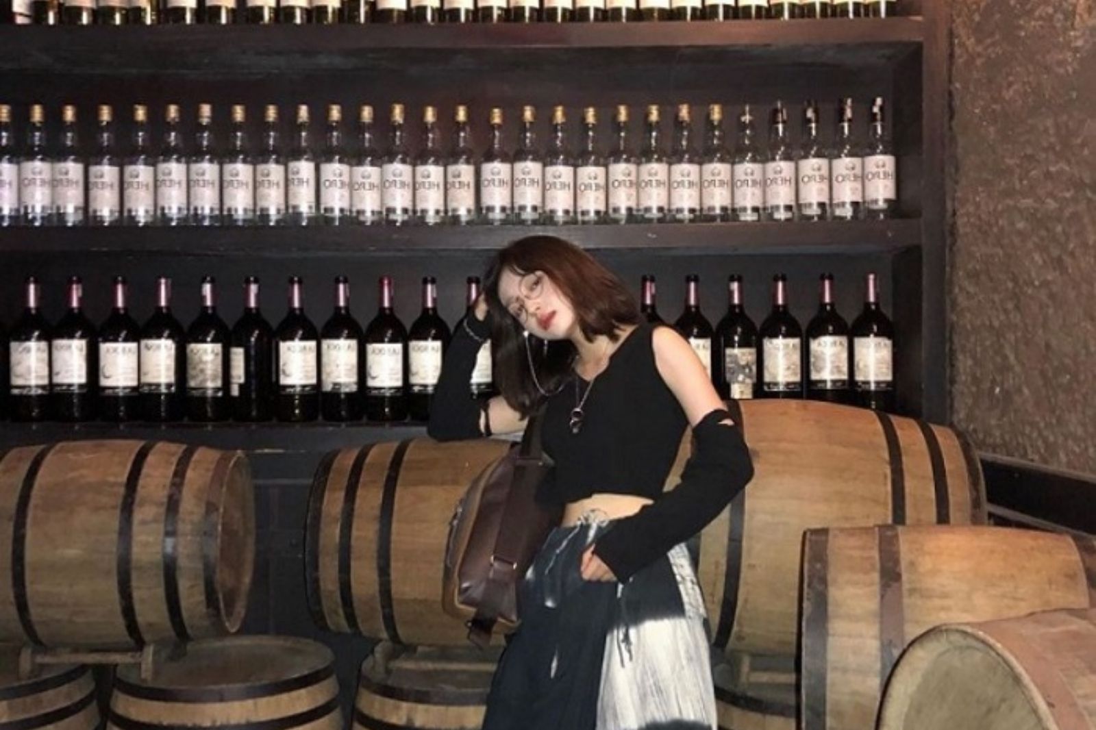 Check-in tại hầm rượu Debay