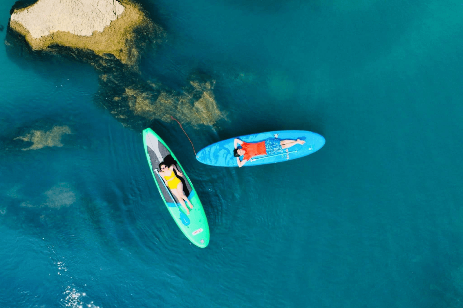 Chèo sup ở bãi đá cạn