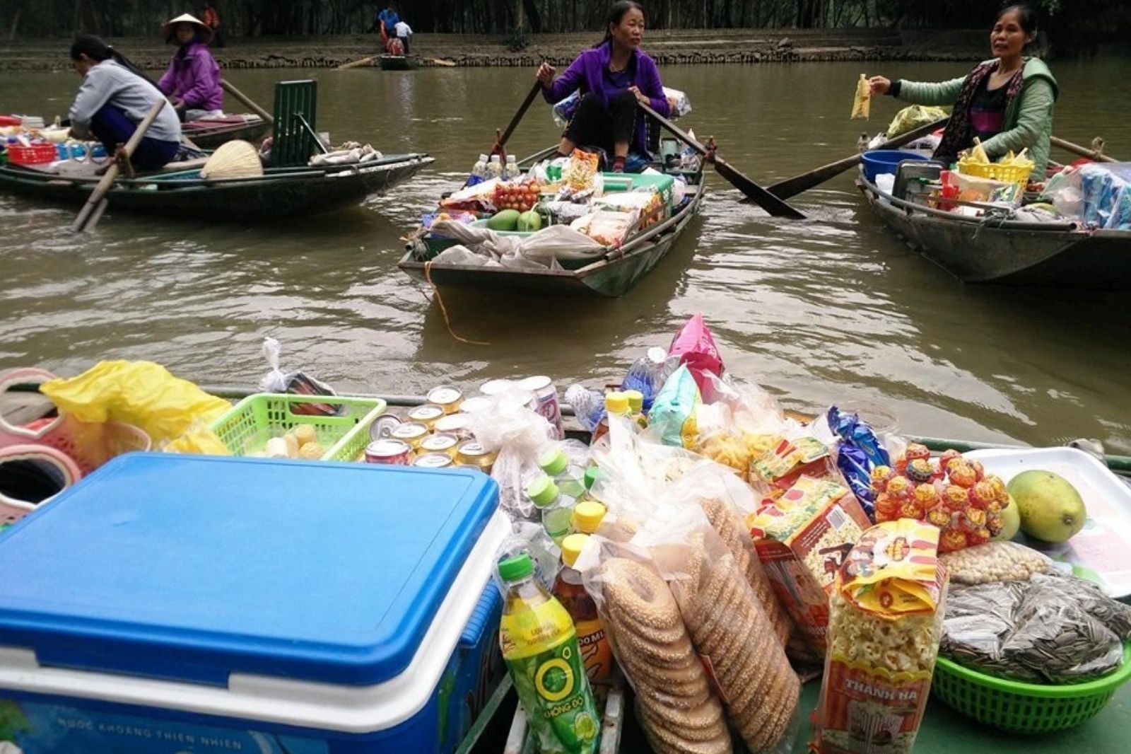 Chợ nổi Tam Cốc
