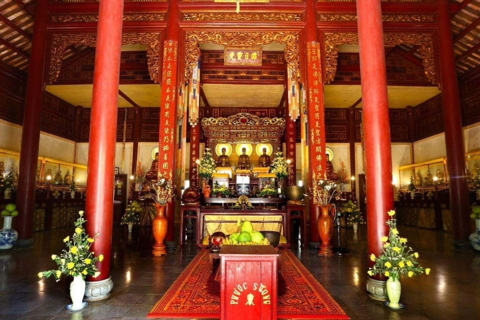 Chùa Thánh Duyên hay còn gọi là chùa Túy Vân