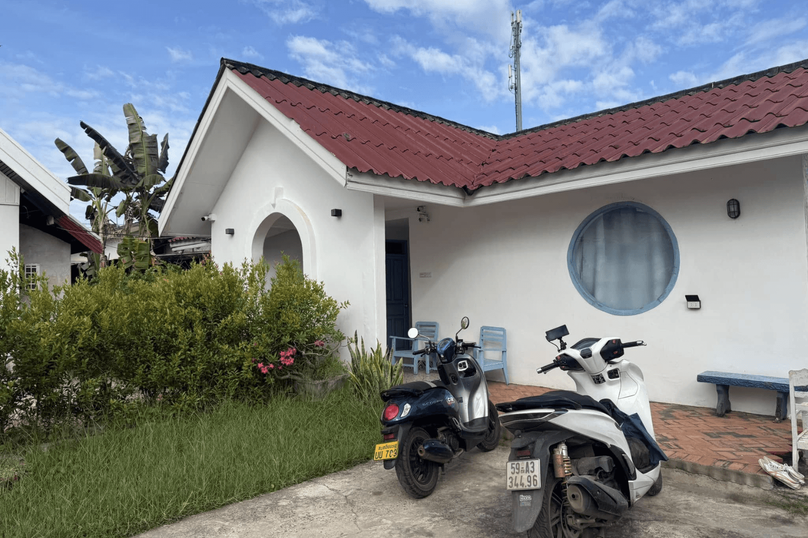 Có thể dễ dàng di chuyển bằng xe máy 