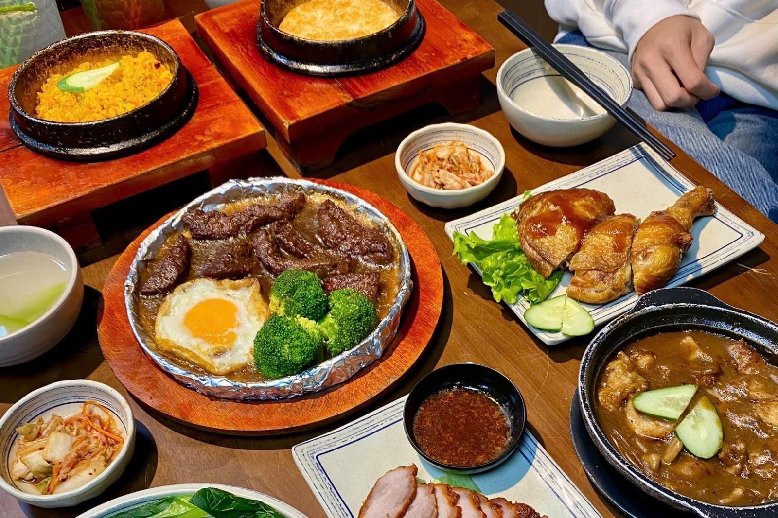 Cơm thố Cậu Cả 