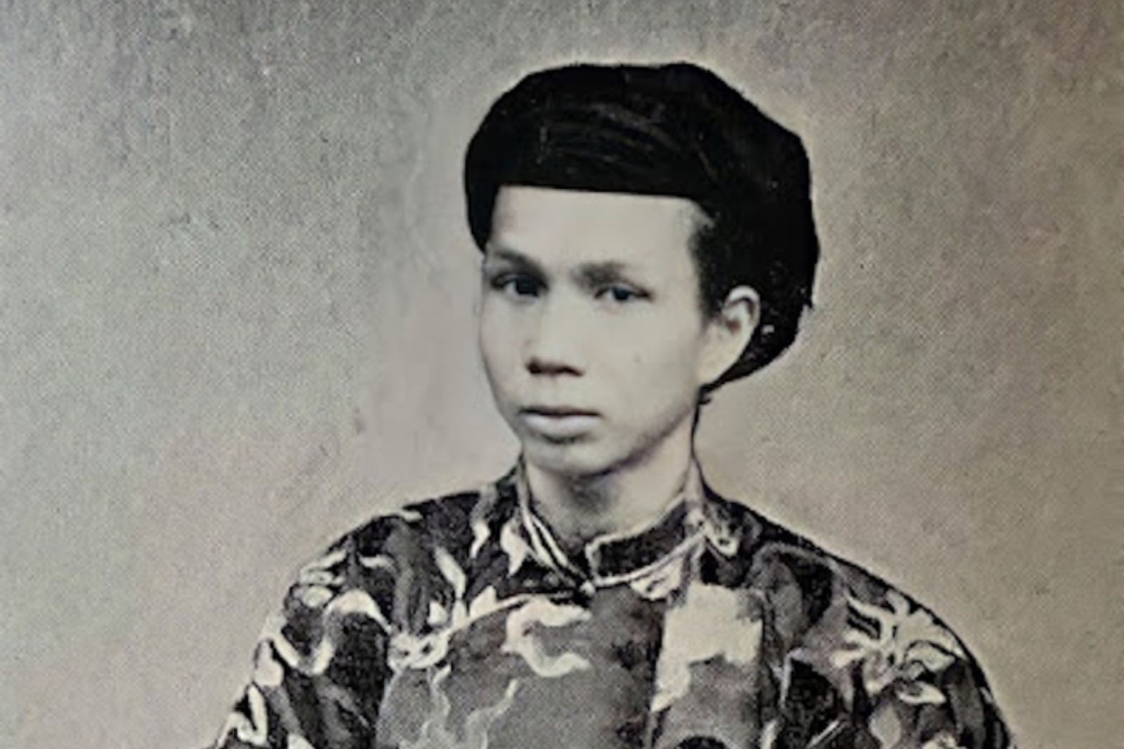 Vua Đồng Khánh lên ngôi được 3 năm