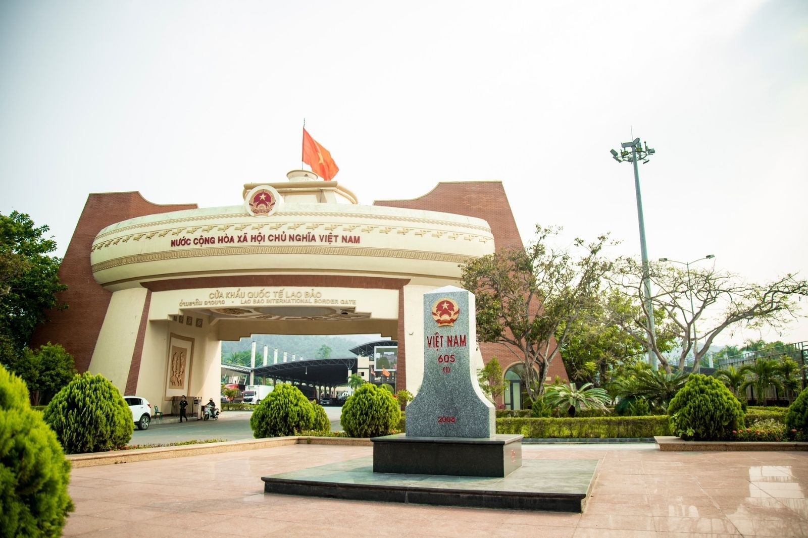 Cửa khẩu Lao Bảo thuộc tỉnh Quảng Trị 