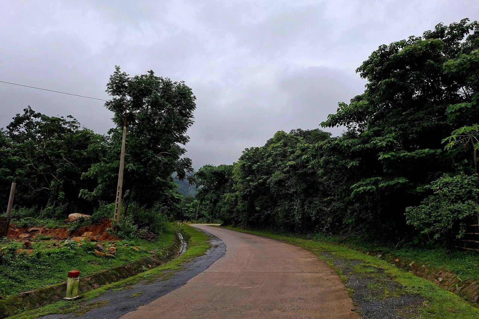 Cung đường di chuyển đến thác Tà Puồng