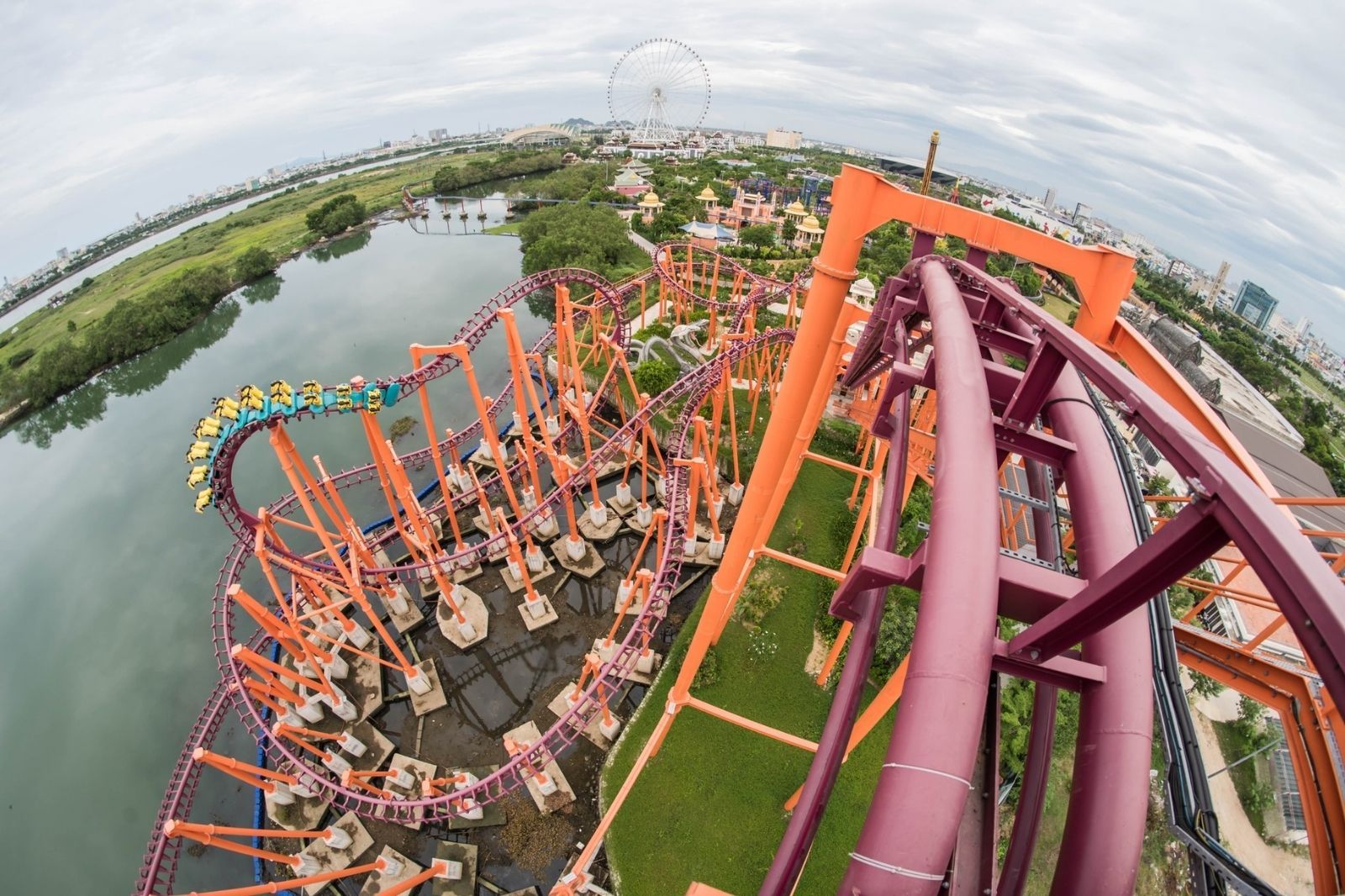 Da Nang Downtown hội tụ nhiều trò chơi thú vị