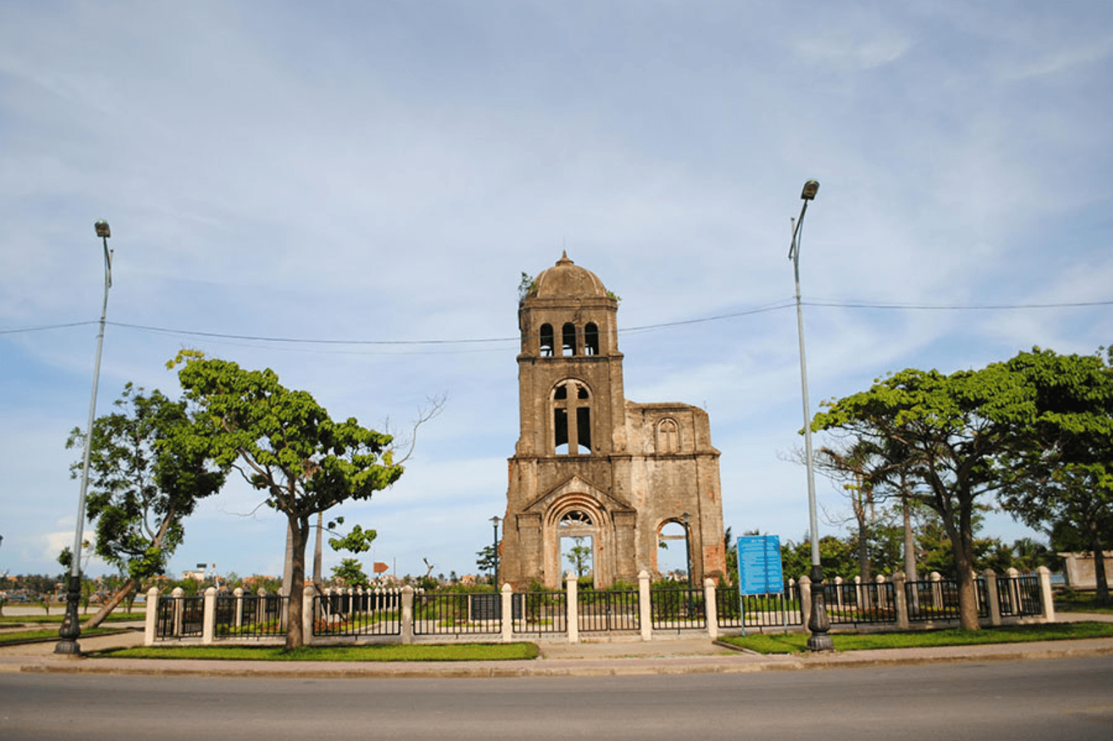 Di tích nhà thờ Tam Tòa 