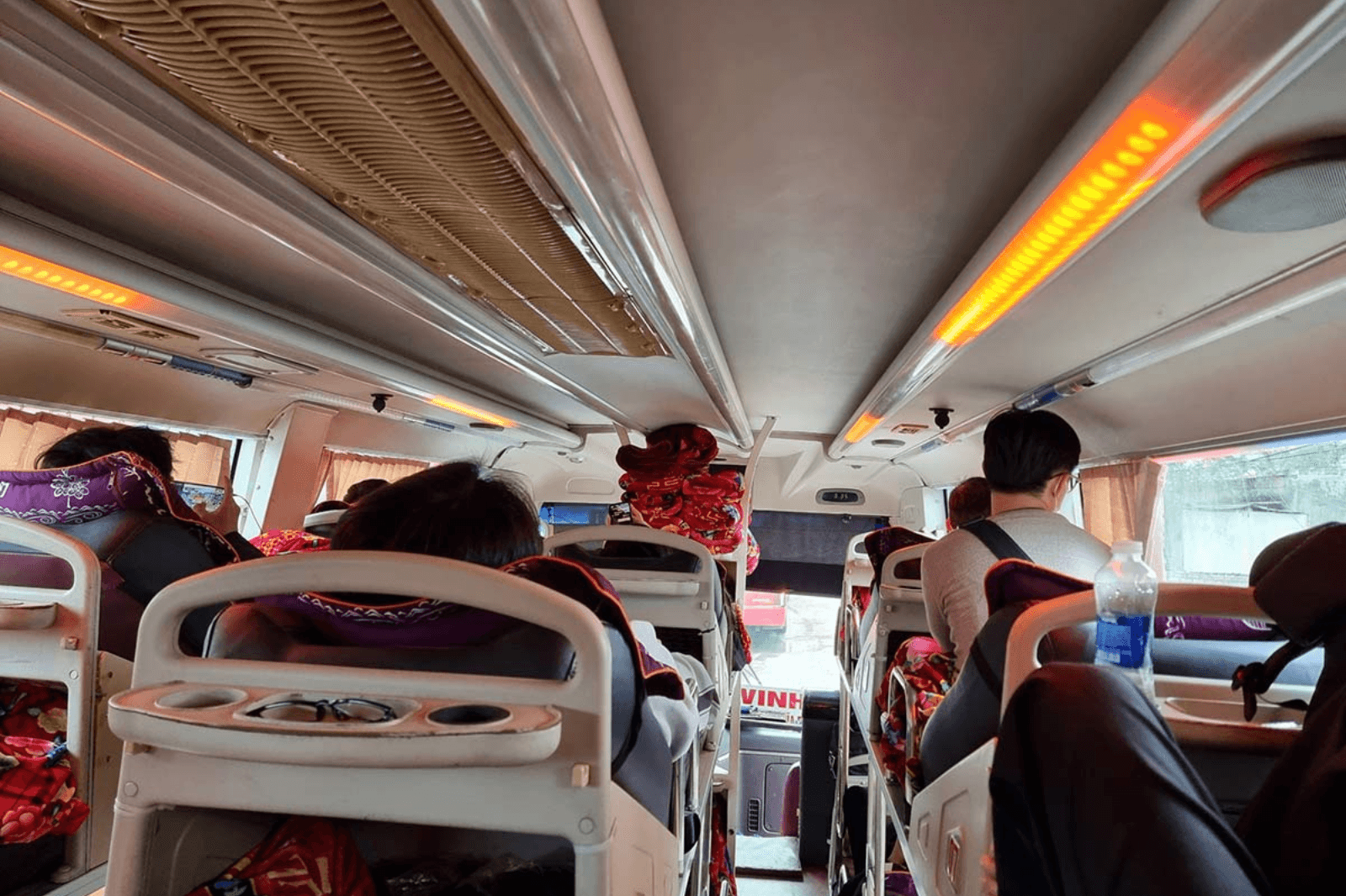 Đi xe khách giúp tiết kiệm chi phí hơn