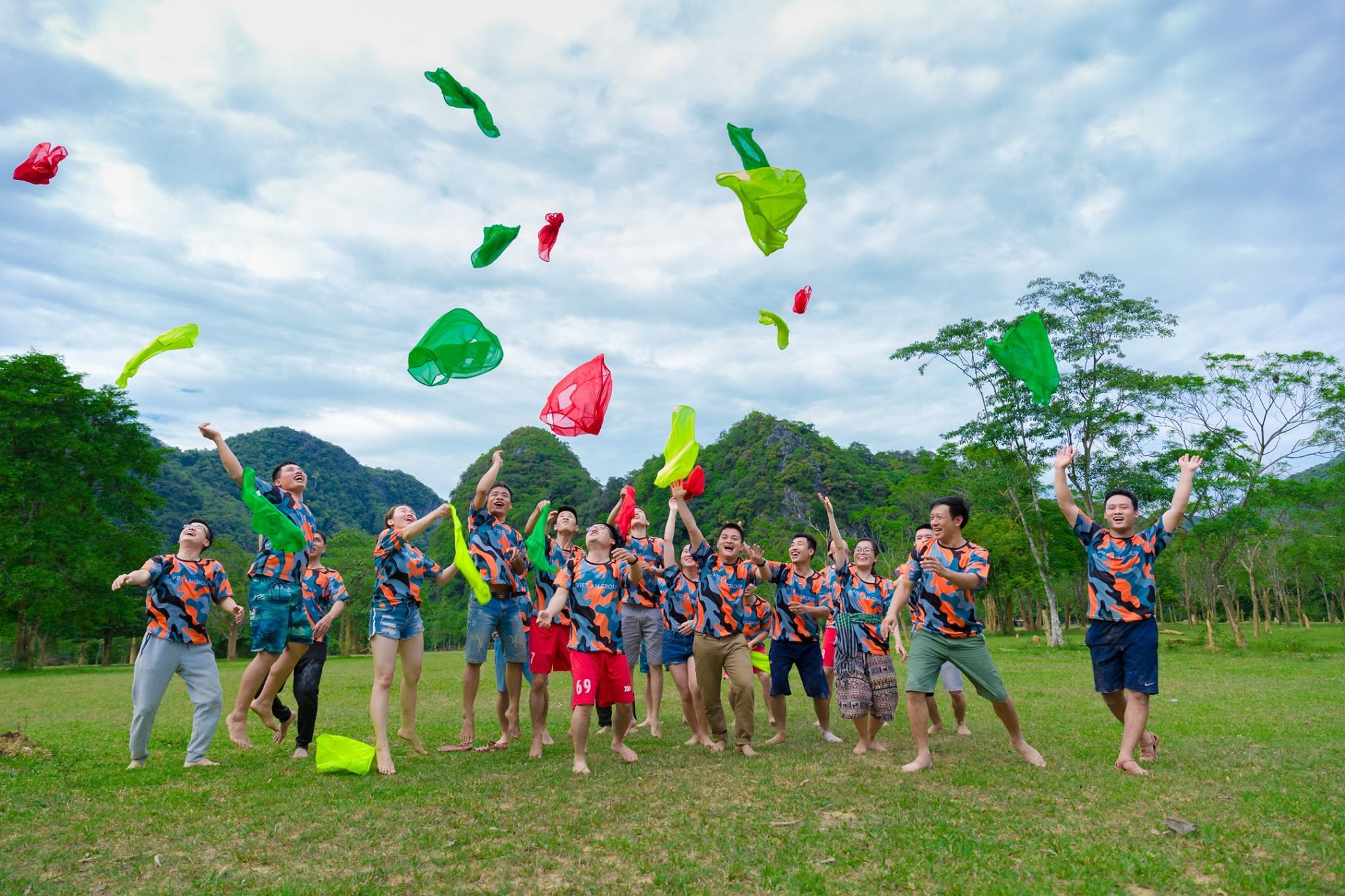 Sovaba Travel tổ chức team building kết hợp du lịch nghỉ dưỡng