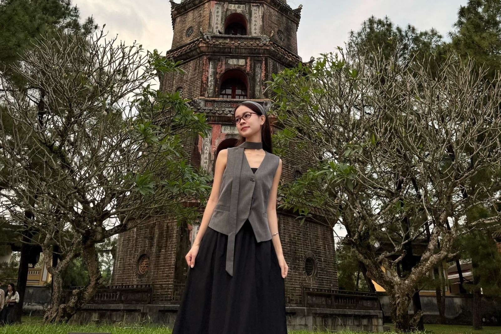 Du khách check-in ở chùa Thiên Mụ 