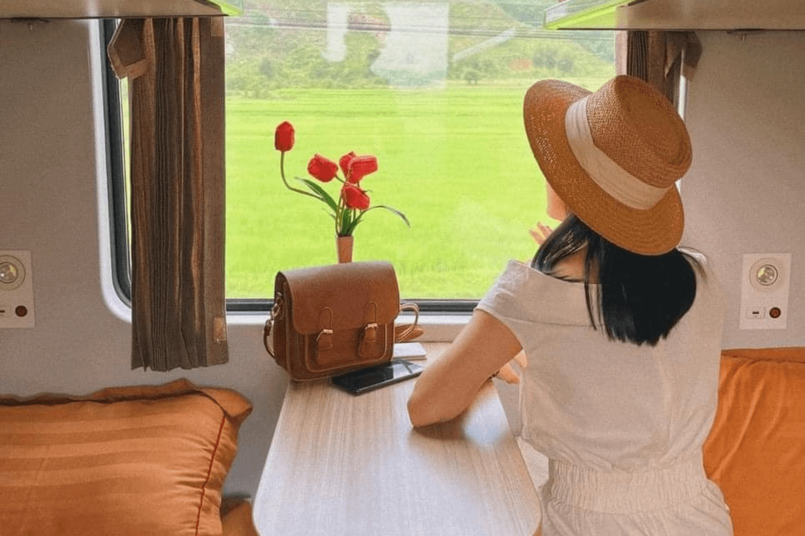 Du lịch bằng tàu hỏa 