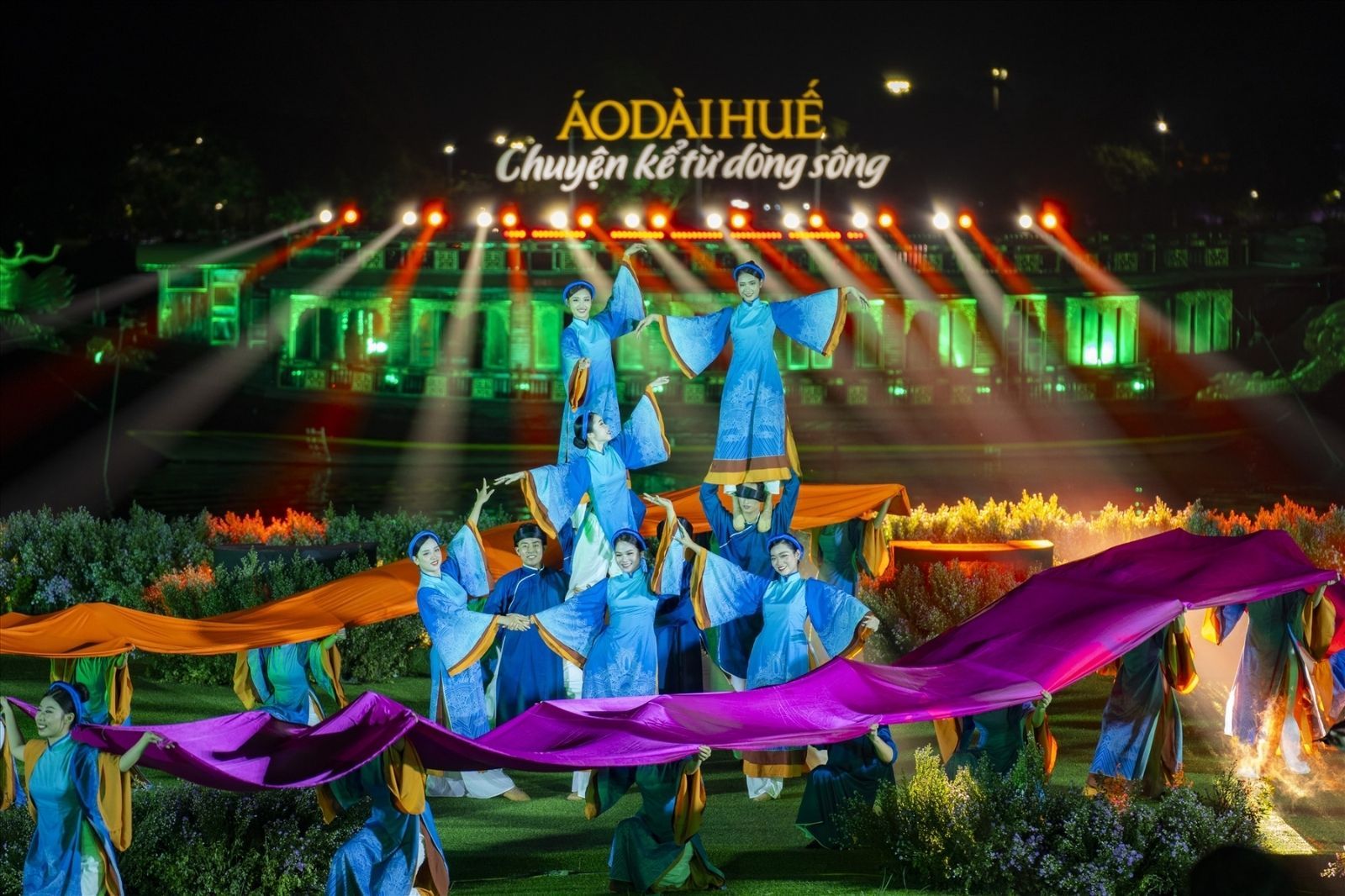 Festival là một sự kiện đặc biệt mà du khách nên tham gia một lần