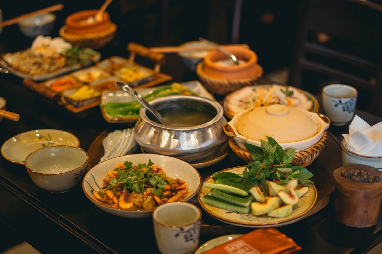 Gần địa đạo Vịnh Mốc có nhiều quán cơm quê rất ngon