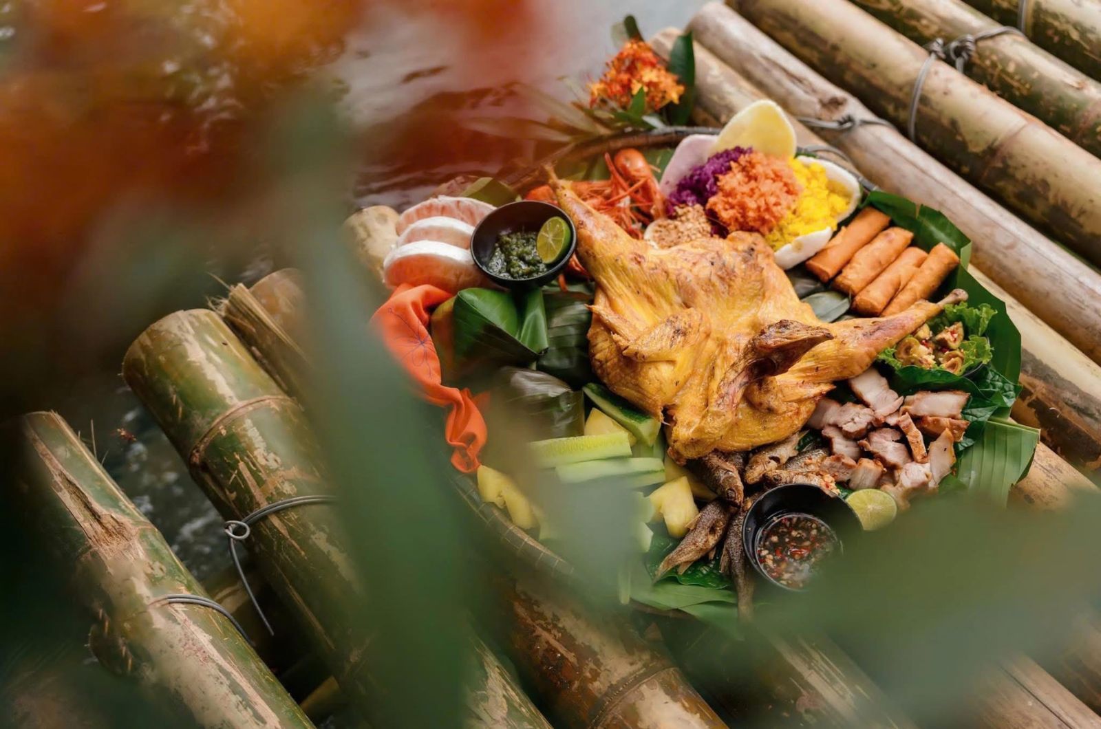 Giá cả các món ăn tại Suối Nước Moọc đều khá hợp lý