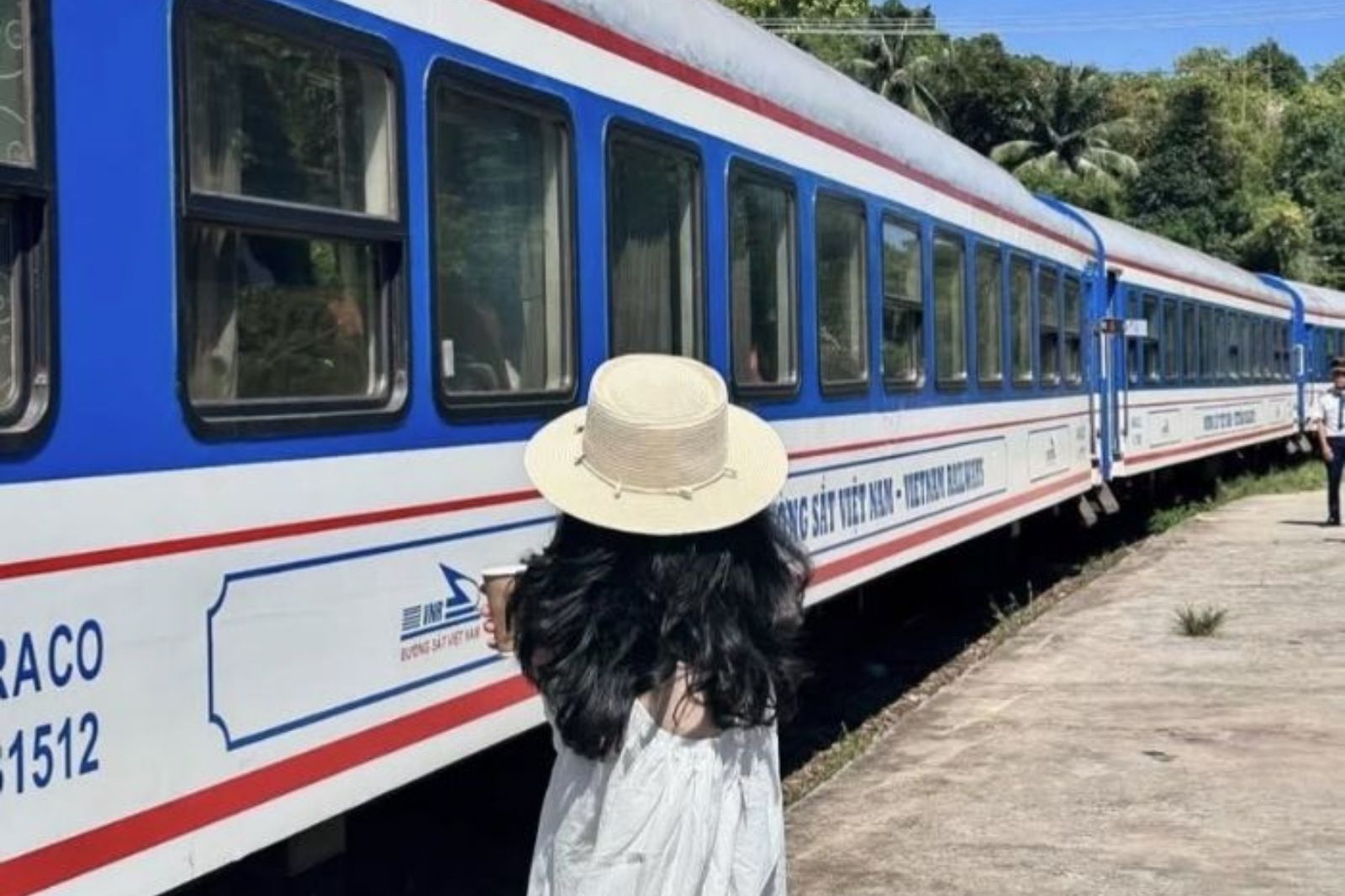 Giá tàu có thể thay đổi theo lịch khởi hành 