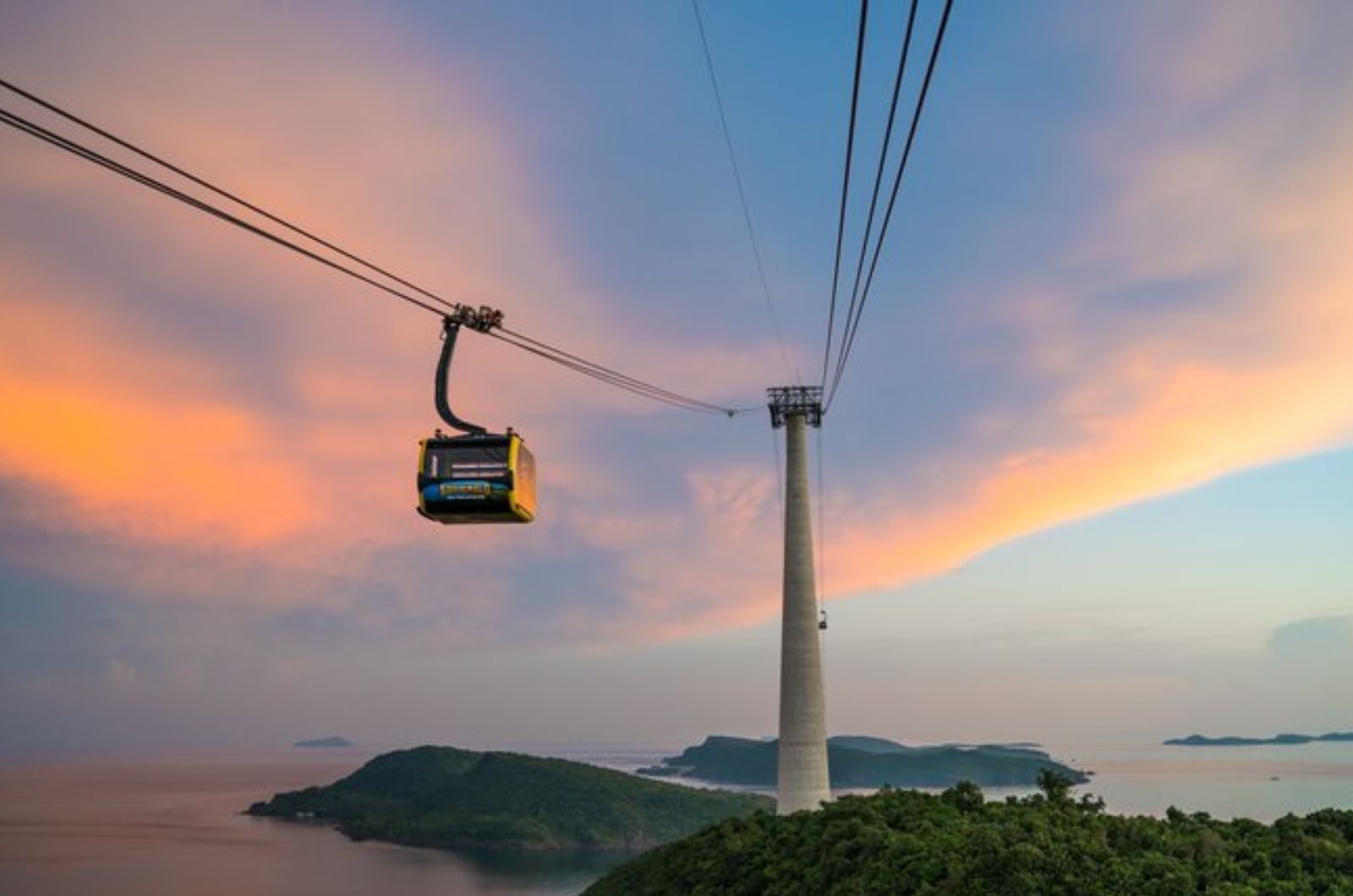 Giá vé cáp treo Hòn Thơm áp dụng cho 2026 