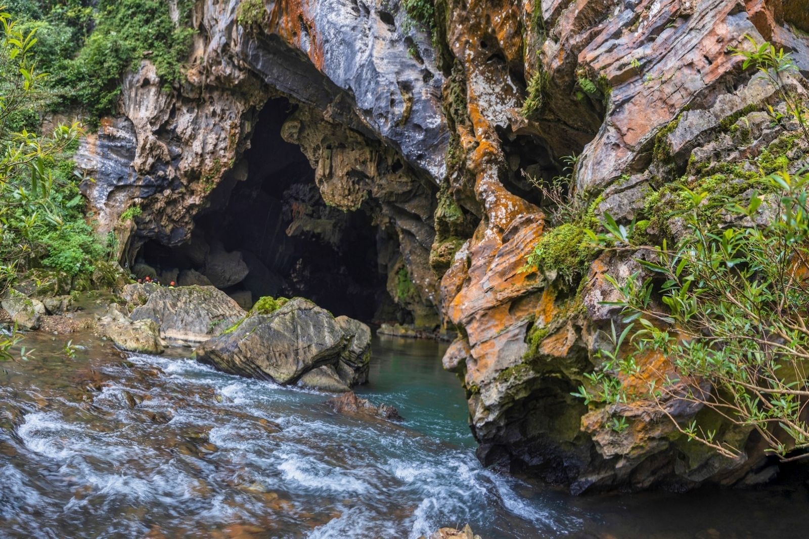 Hang Rục Mòn thuộc vườn quốc gia Phong Nha - Kẻ Bàng  