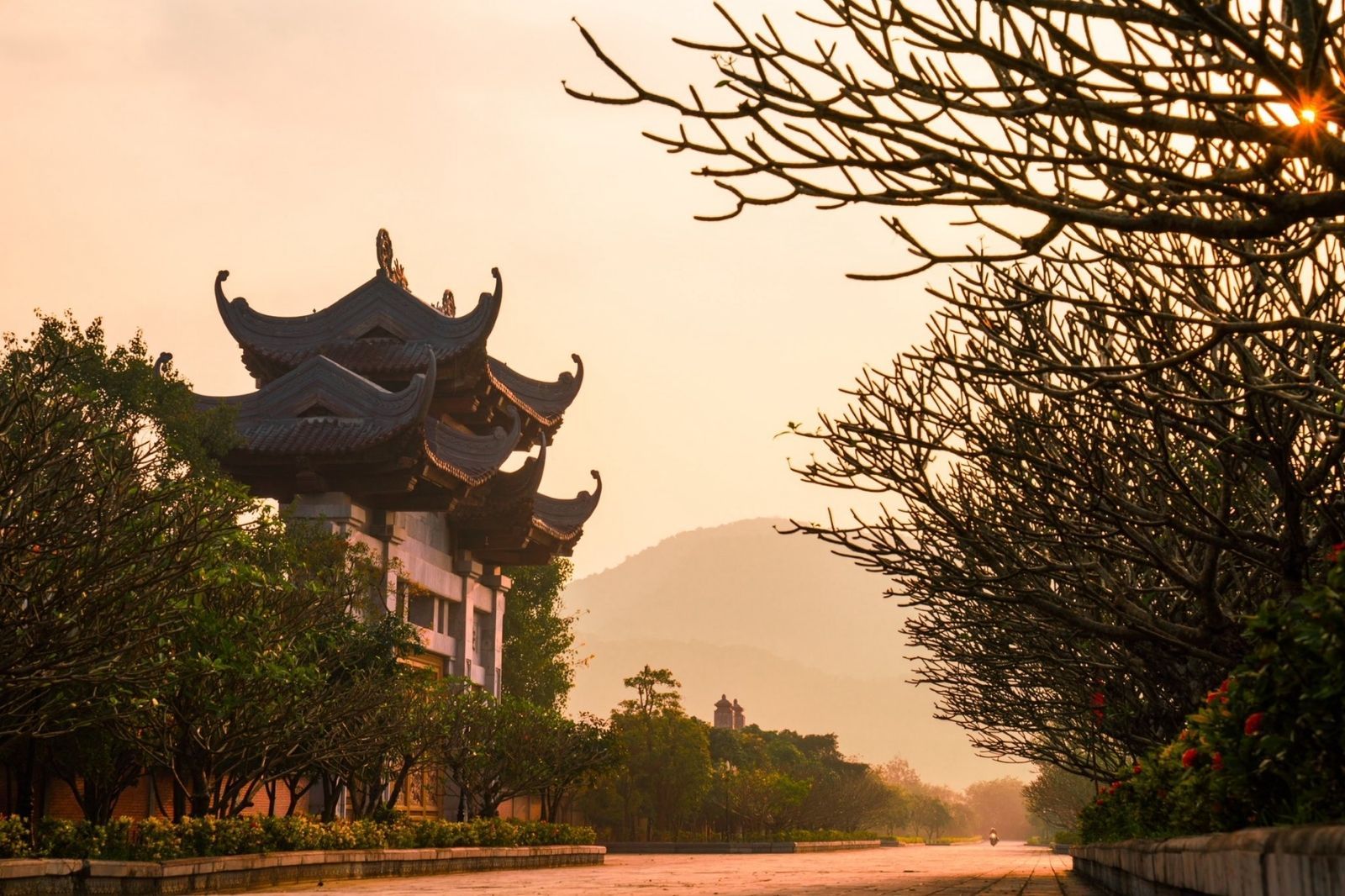 Hoàng hôn ở chùa Bái Đính