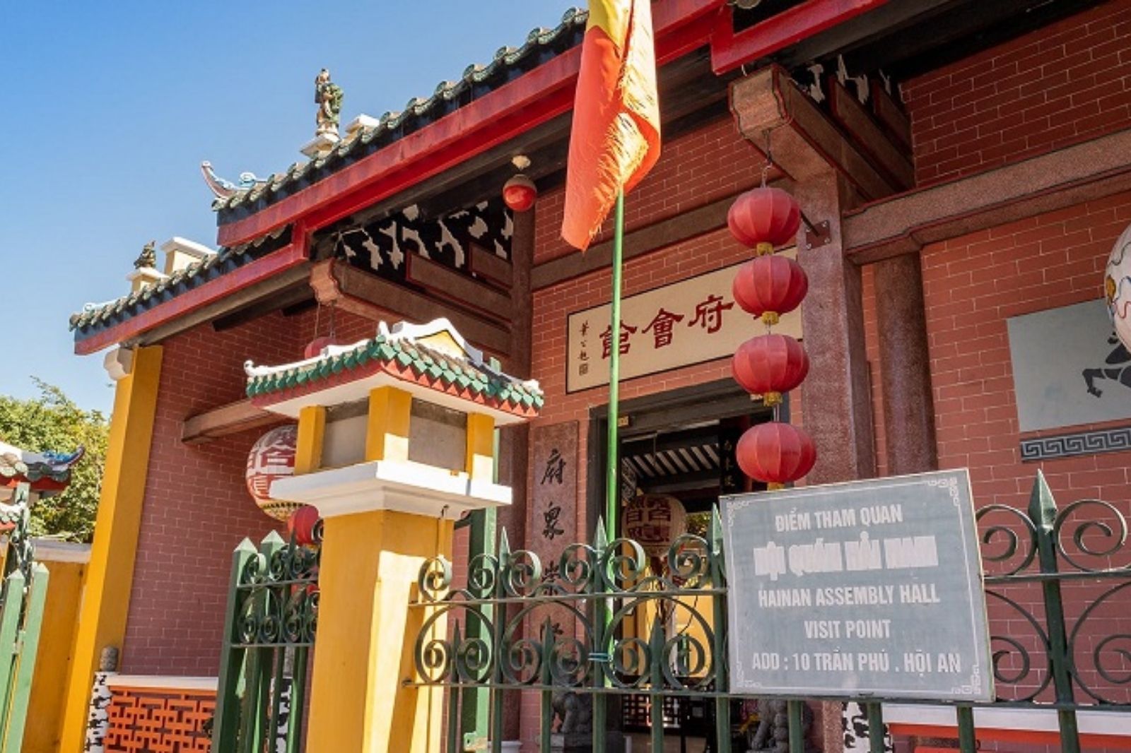 Hội Quán mang đậm kiến trúc Trung Hoa 