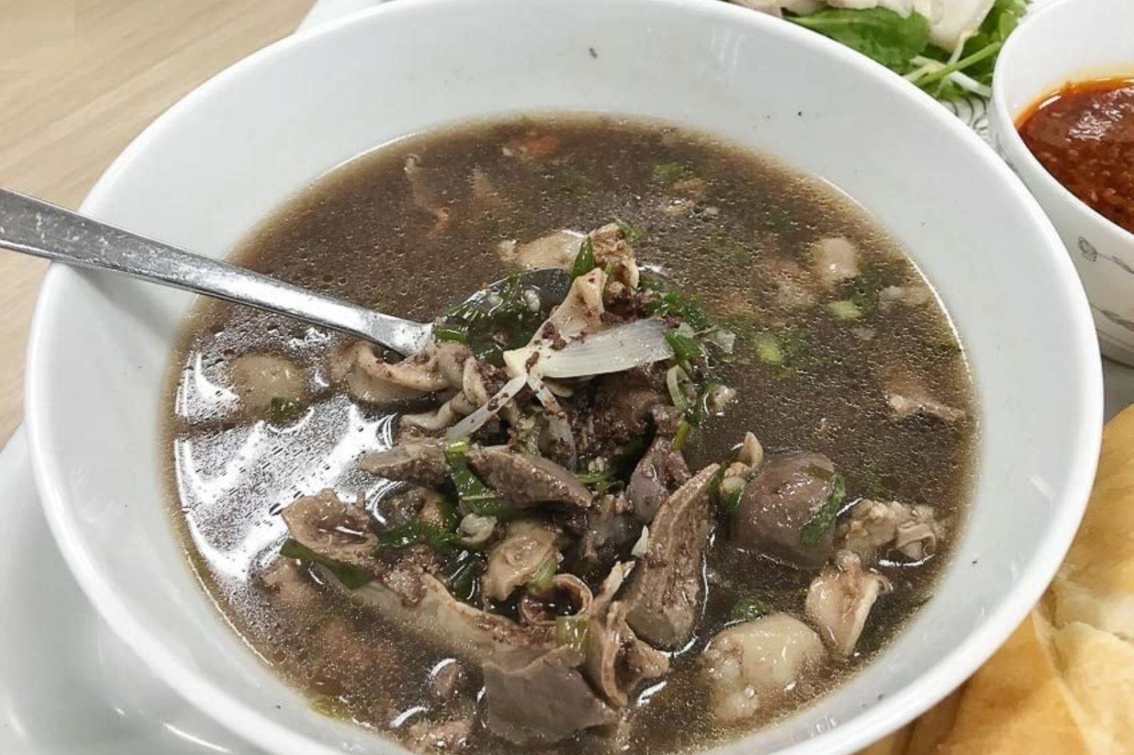  Hương vị độc đáo và sự ấm áp của lòng thả sẽ là món ăn giúp xua tan đi cái giá rét mùa lạnh 