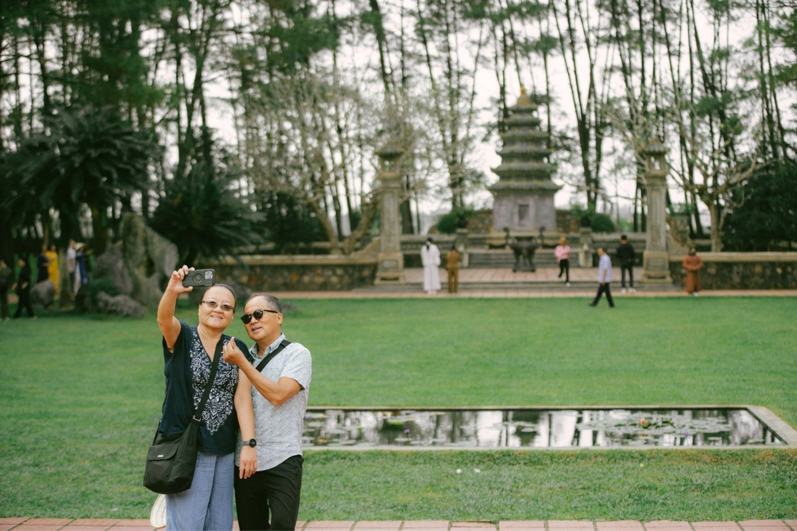 Kết hợp tham quan những địa điểm lân cận 