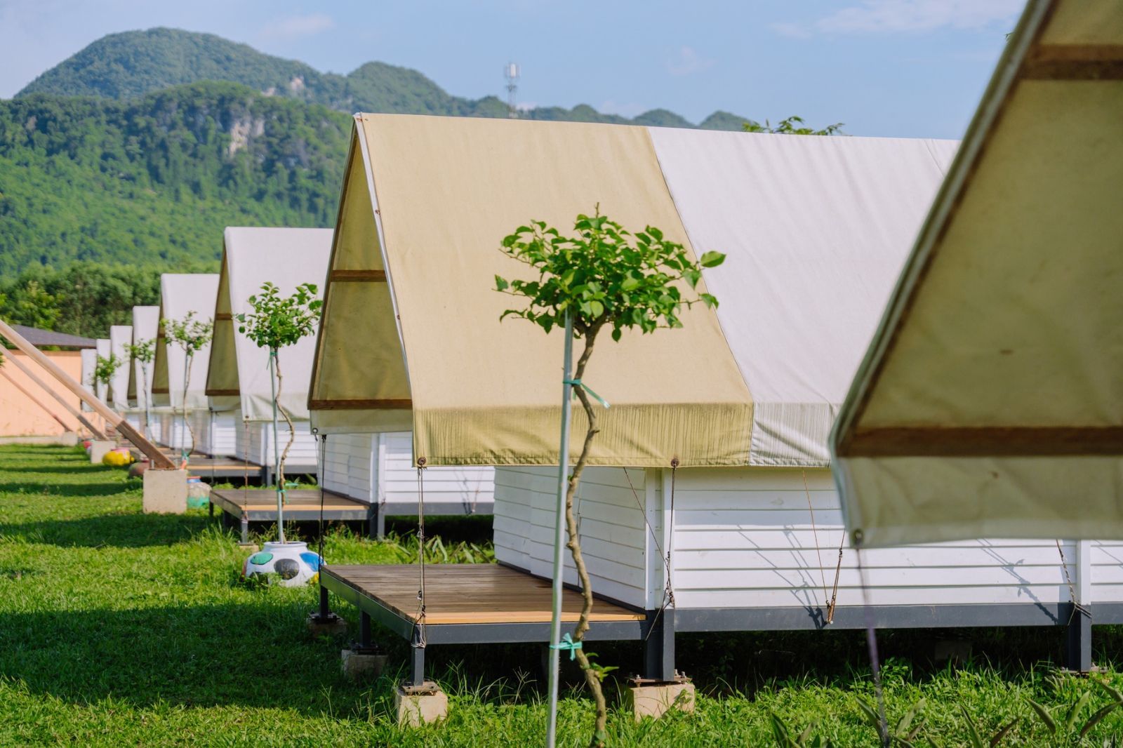 Khu cắm trại ở Phong Nha Valley được trang bị đầy đủ tiện nghi