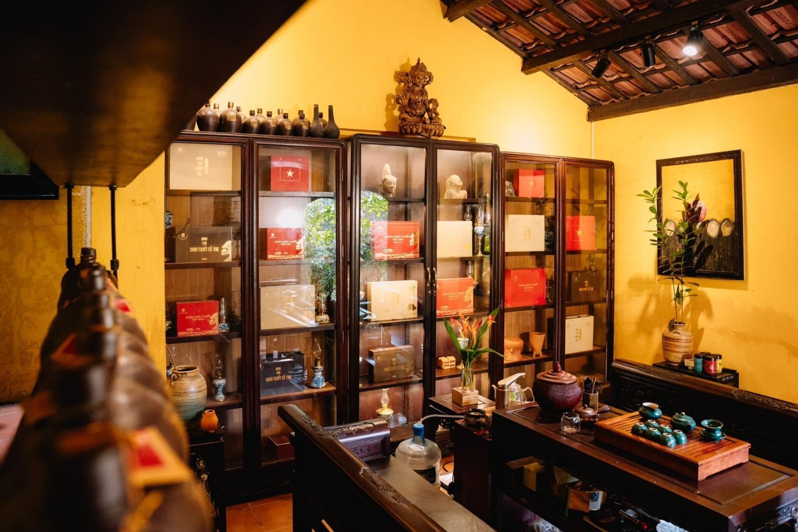 Khu trưng bày ở bảo tàng Đồng Đình 