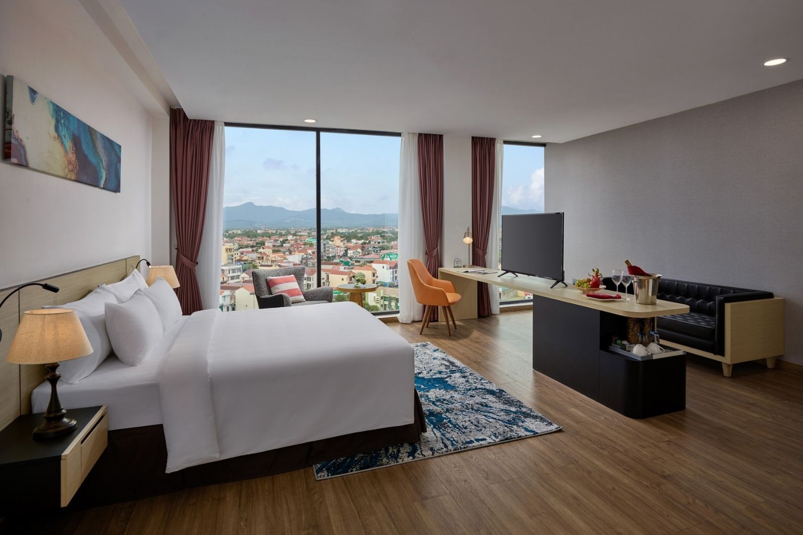 Khu vực trung tâm có nhiều khách sạn đẹp 