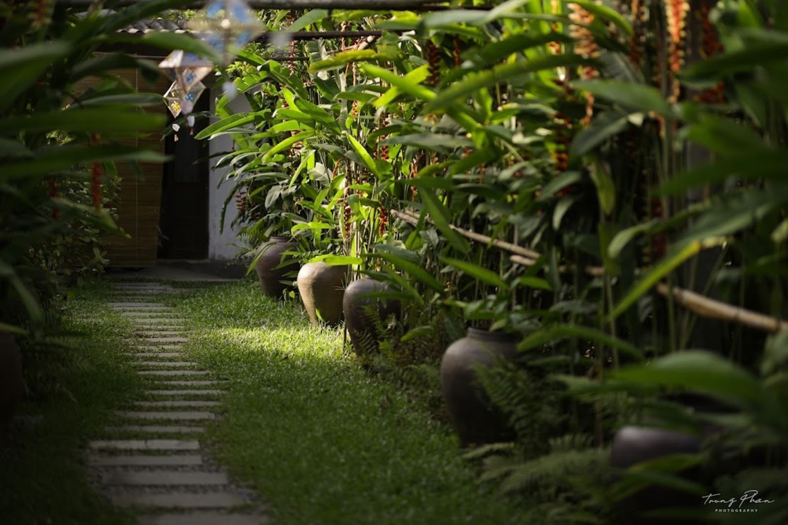 Khuôn viên tại Lan Viên Cố Tích  